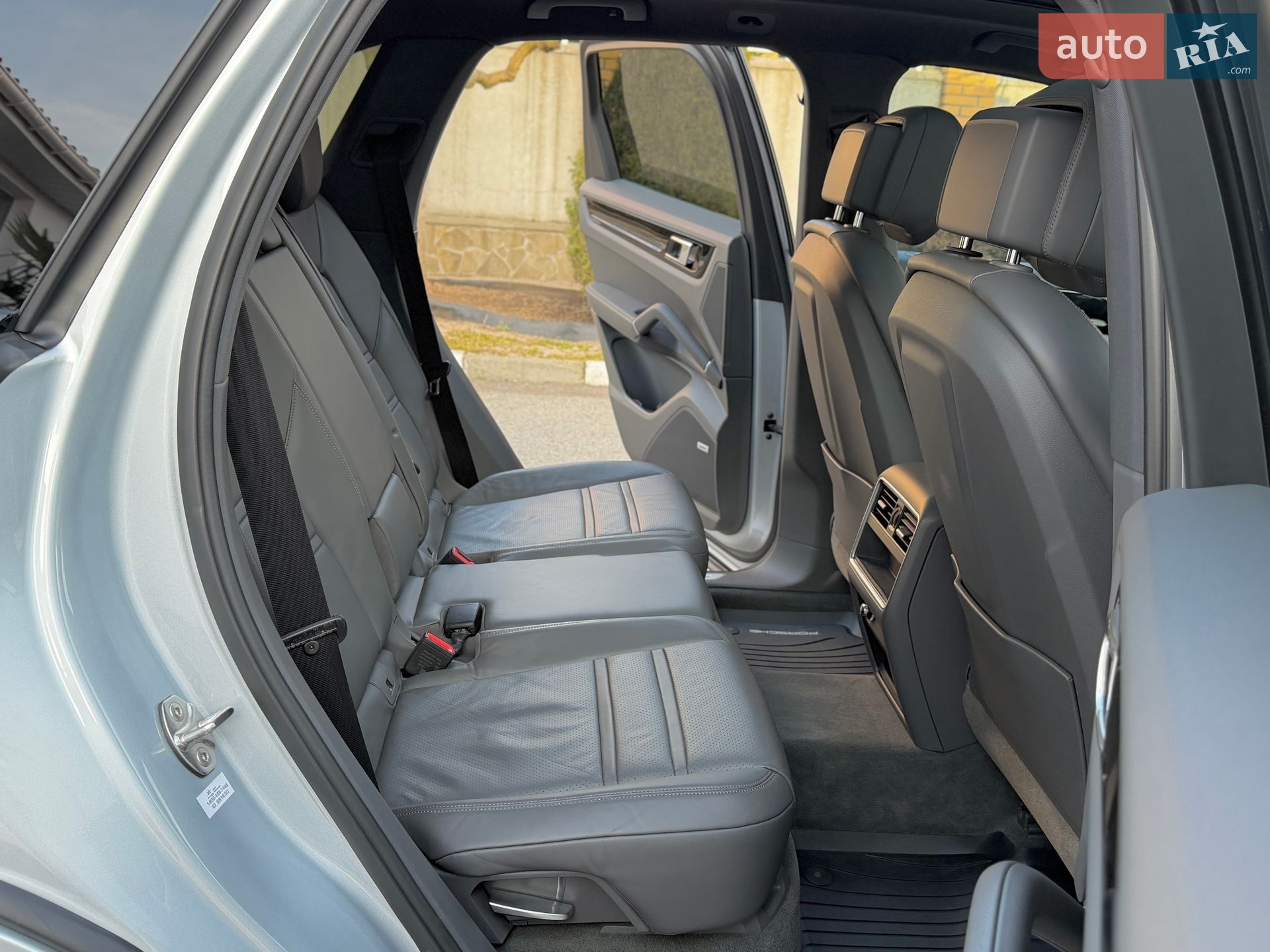 Porsche Cayenne 2018 VIN WP1AA2AYXKDA07985 фото оголошення 77 з 80