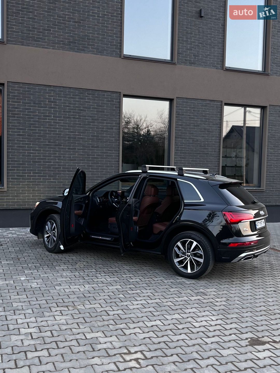 Audi Q5 2023 VIN WA1GAAFY4R2052306 фото оголошення 8 з 24