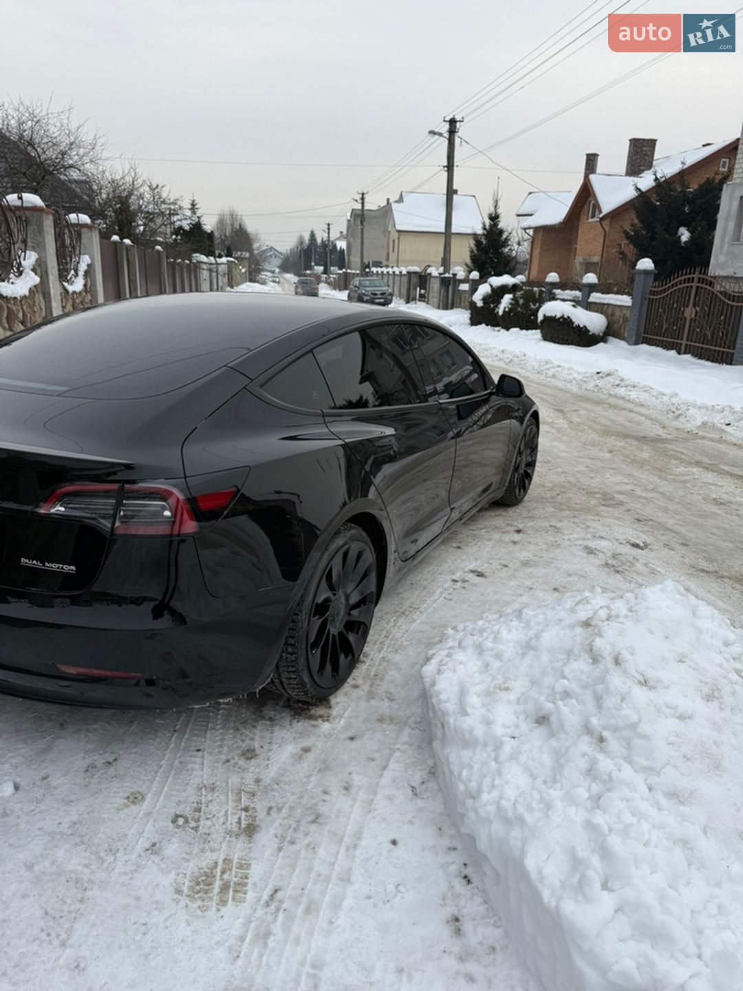 Tesla Model 3 2023 VIN 5YJ3E1EC3PF628122 фото оголошення 6 з 19