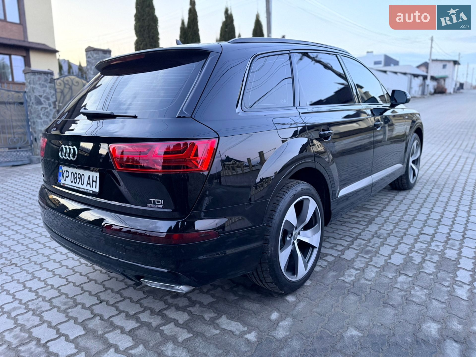 Audi Q7 2015 VIN WAUZZZ4MXGD031867 фото оголошення 9 з 135