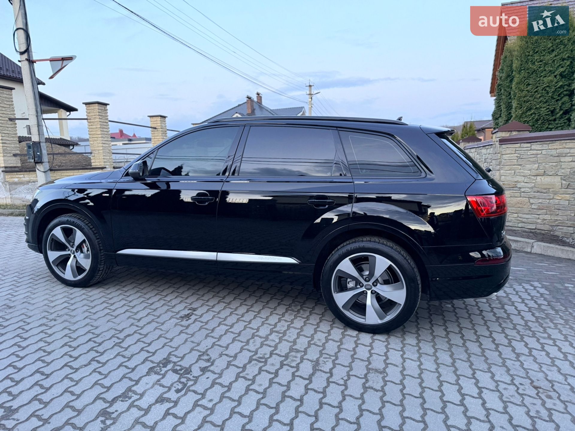 Audi Q7 2015 VIN WAUZZZ4MXGD031867 фото оголошення 13 з 135