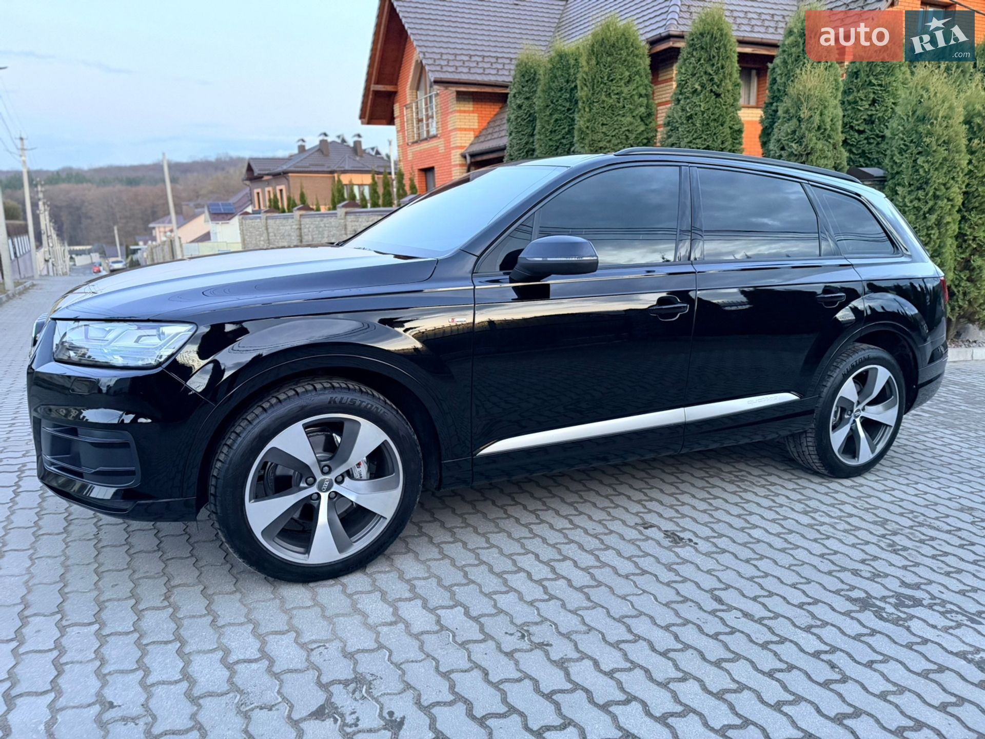 Audi Q7 2015 VIN WAUZZZ4MXGD031867 фото оголошення 14 з 135