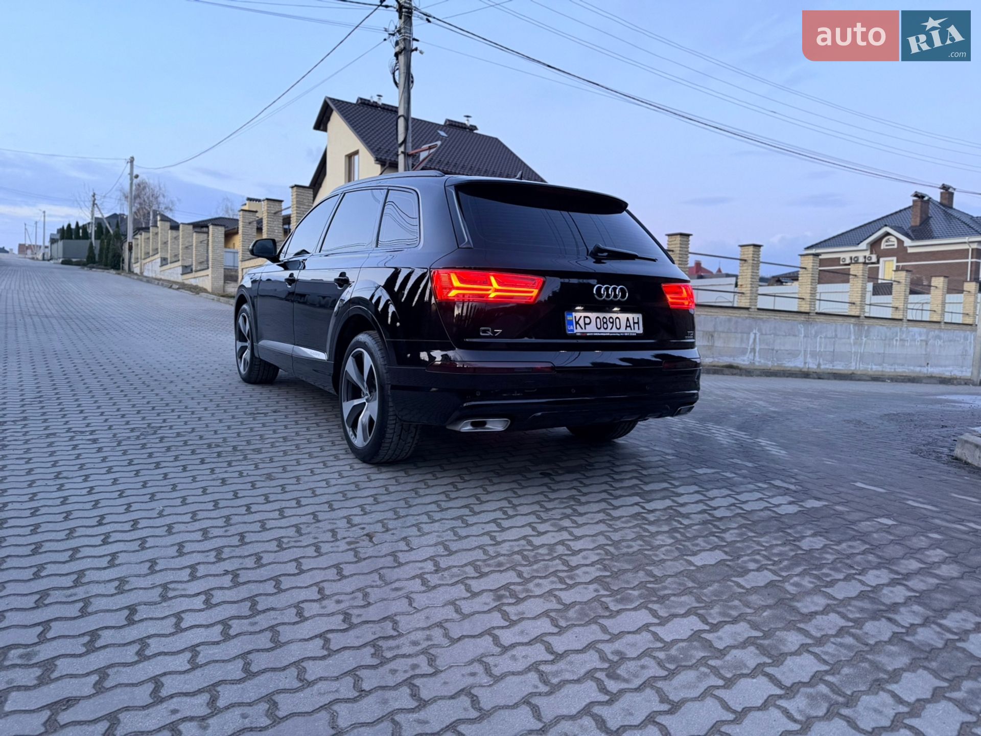 Audi Q7 2015 VIN WAUZZZ4MXGD031867 фото оголошення 28 з 135