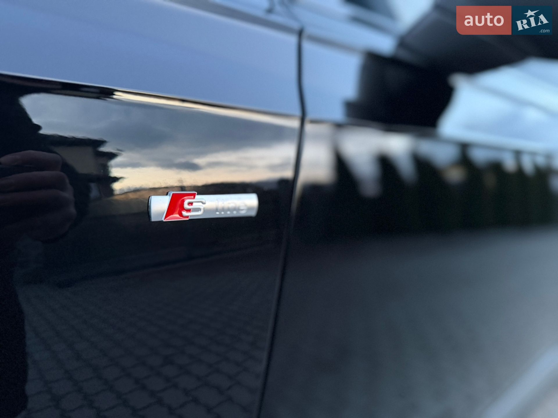 Audi Q7 2015 VIN WAUZZZ4MXGD031867 фото оголошення 46 з 135