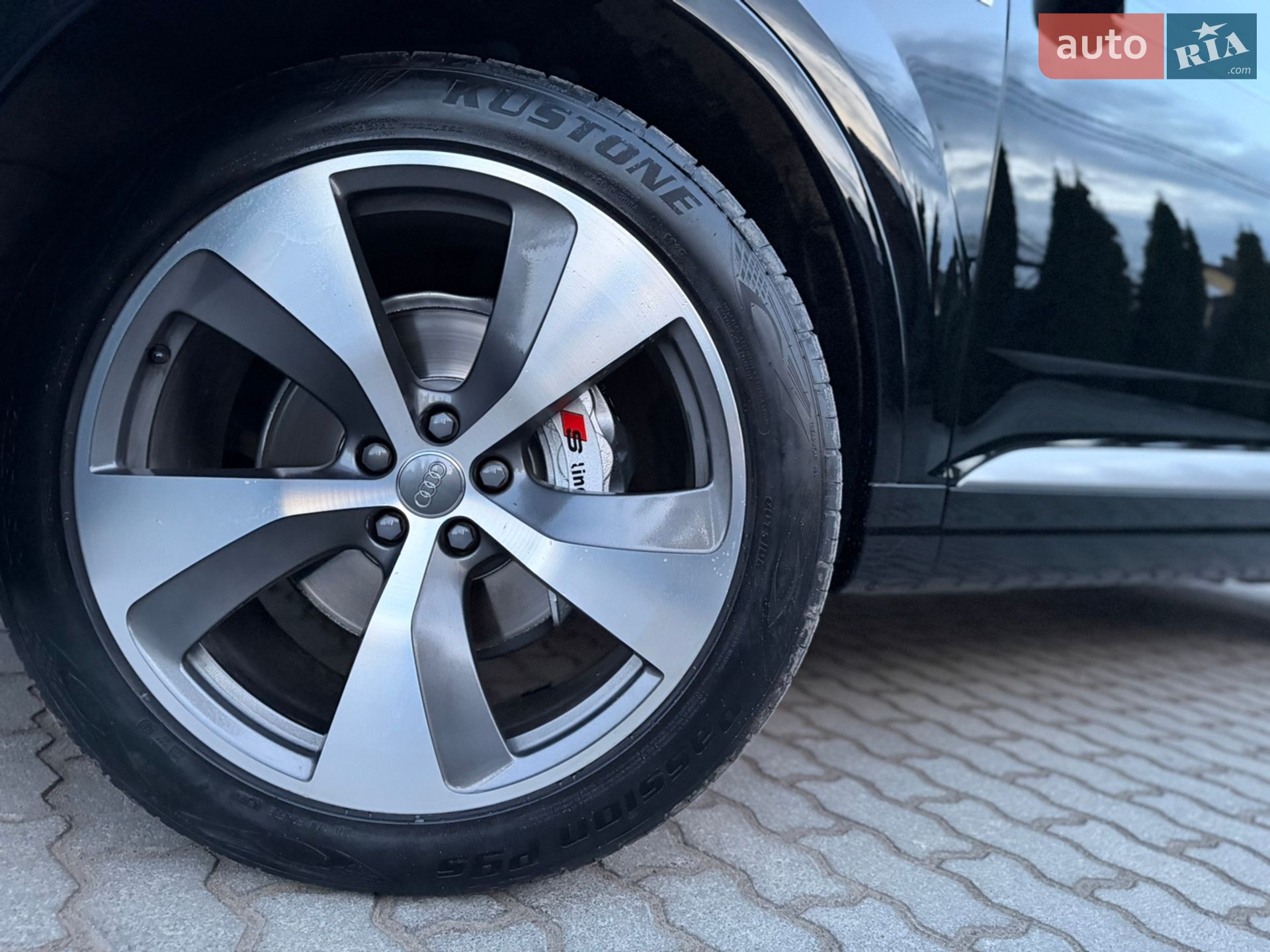 Audi Q7 2015 VIN WAUZZZ4MXGD031867 фото оголошення 49 з 135