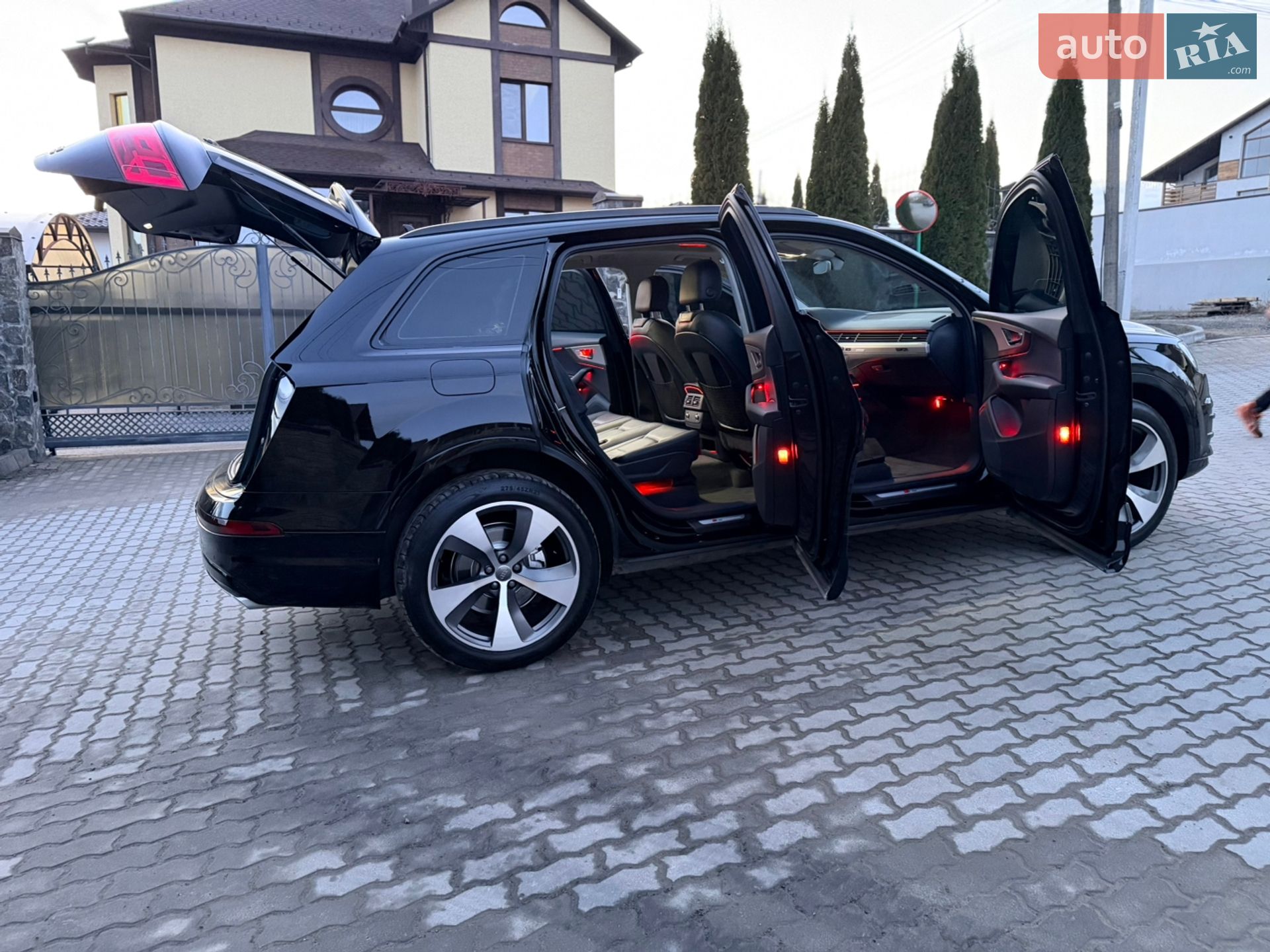 Audi Q7 2015 VIN WAUZZZ4MXGD031867 фото оголошення 66 з 135