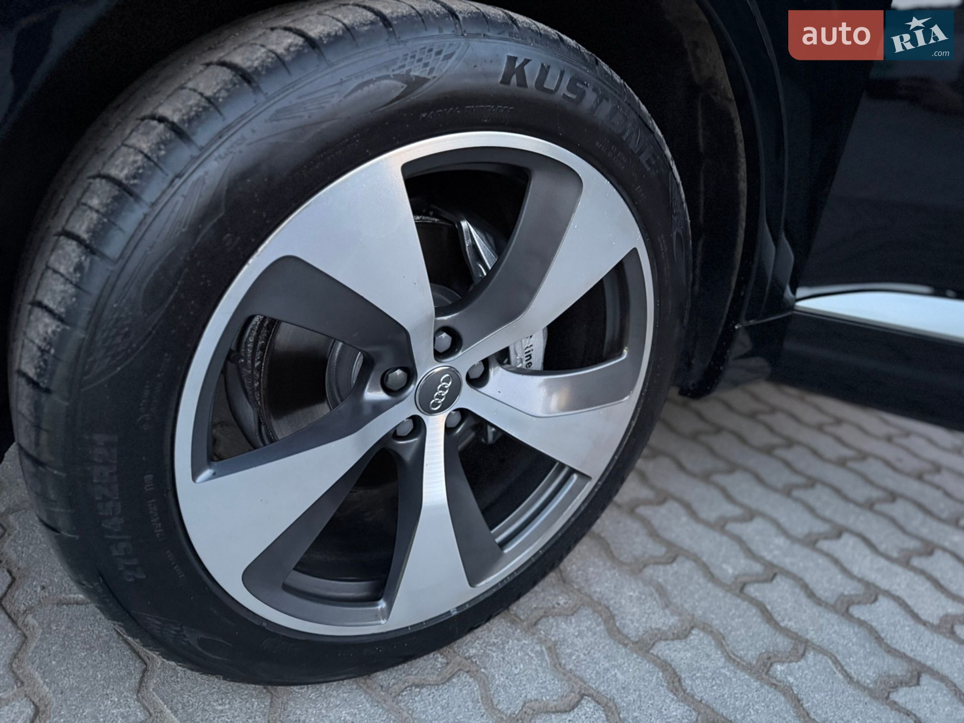 Audi Q7 2015 VIN WAUZZZ4MXGD031867 фото оголошення 64 з 135
