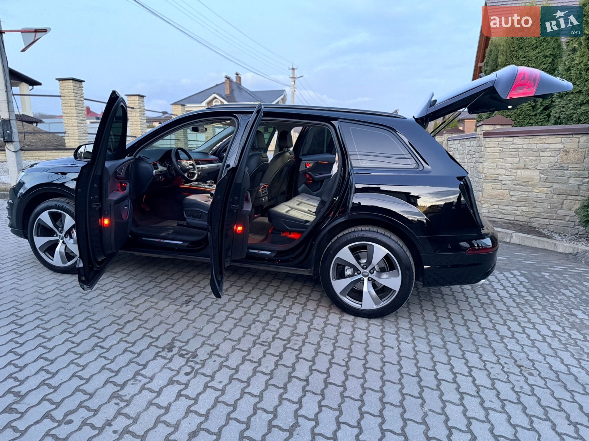 Audi Q7 2015 VIN WAUZZZ4MXGD031867 фото оголошення 67 з 135