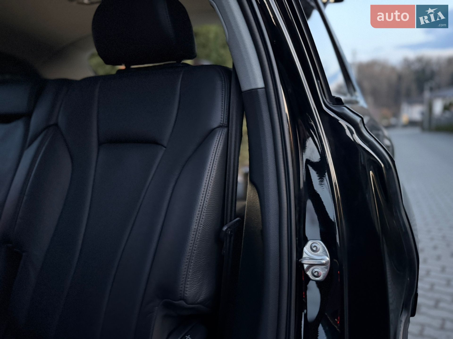Audi Q7 2015 VIN WAUZZZ4MXGD031867 фото оголошення 95 з 135
