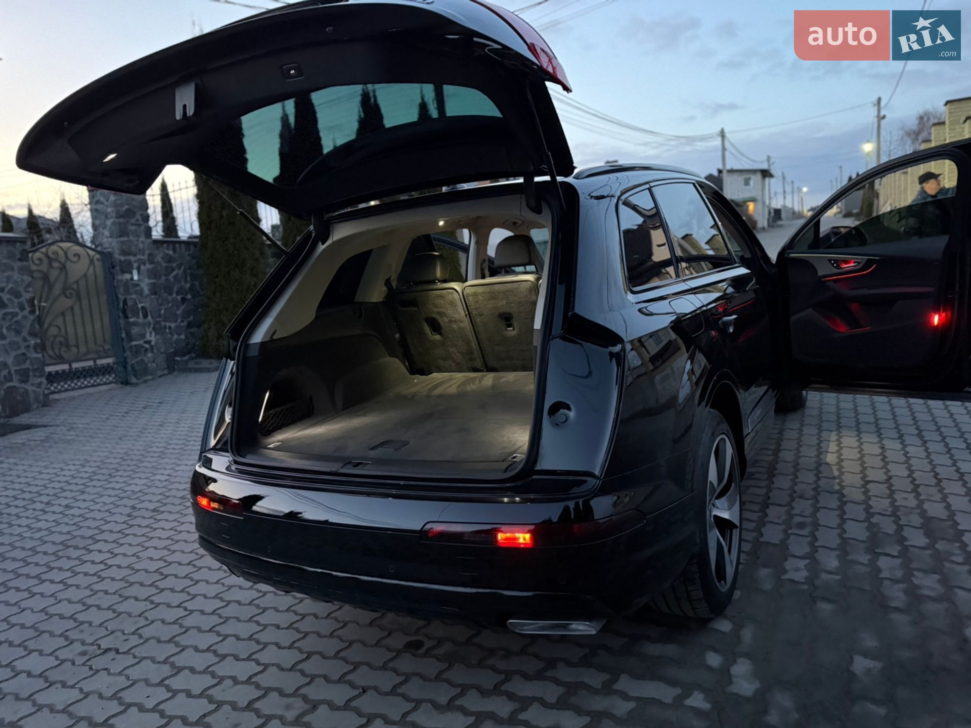 Audi Q7 2015 VIN WAUZZZ4MXGD031867 фото оголошення 108 з 135