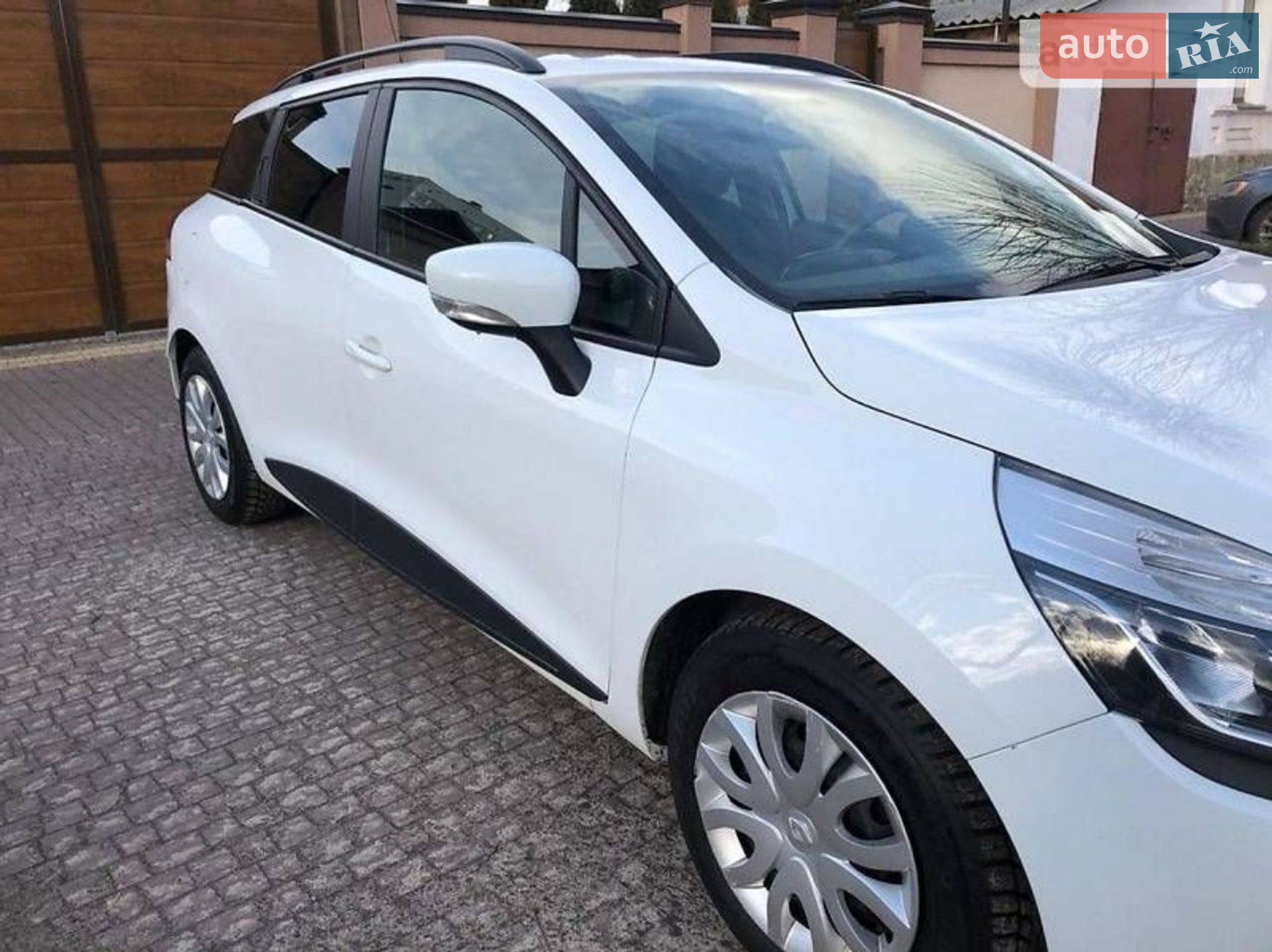 Renault Clio 2015 VIN VF17RBF0A53793123 фото оголошення 10 з 17