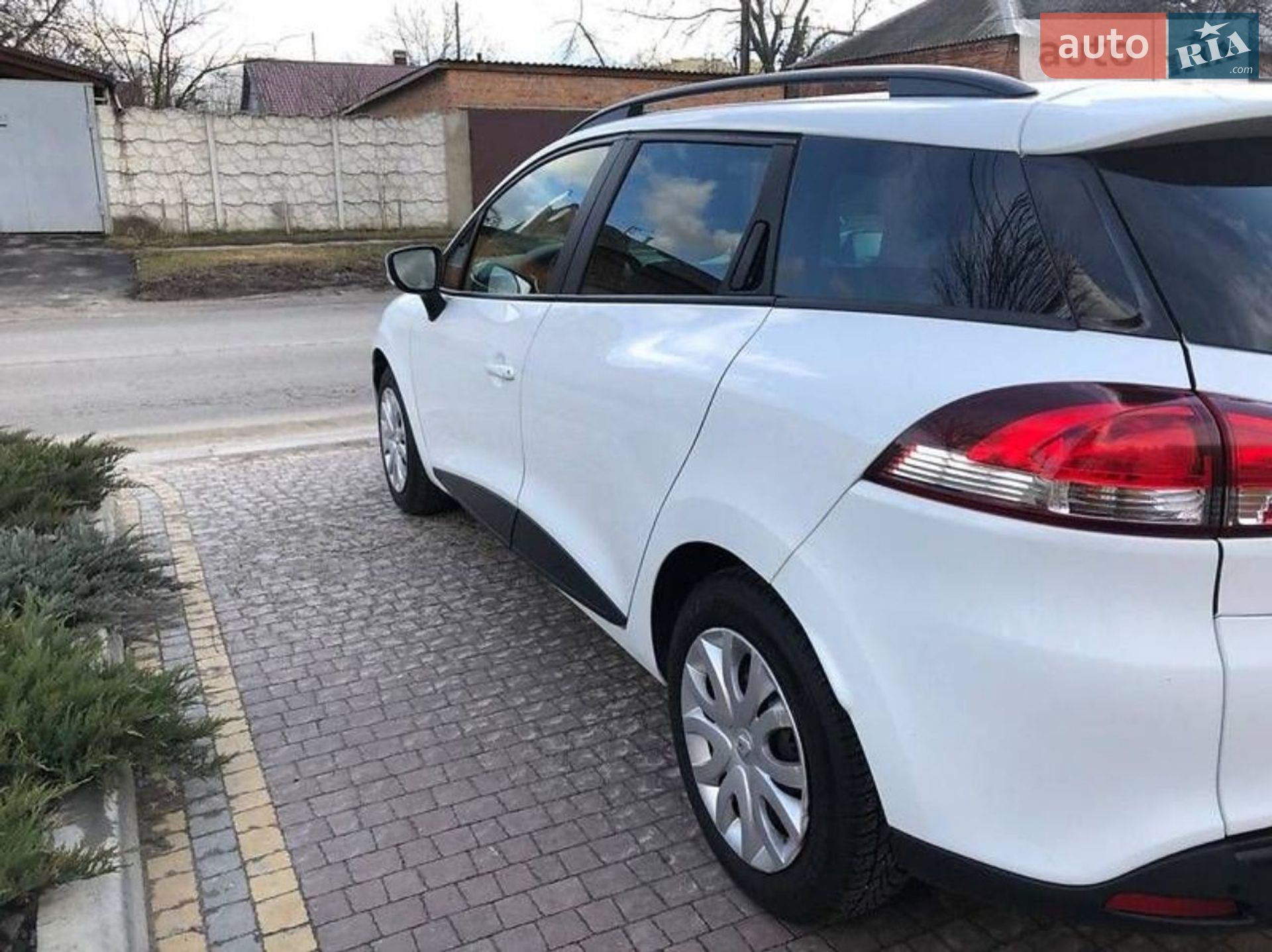 Renault Clio 2015 VIN VF17RBF0A53793123 фото оголошення 8 з 17