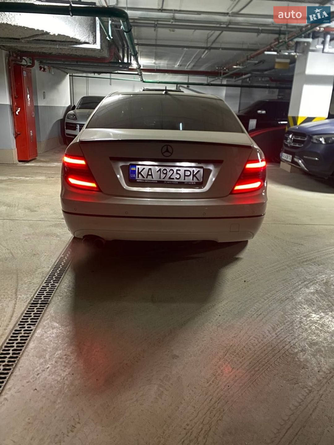 Mercedes-Benz C-Class 2011 VIN WDD2040491A611403 фото оголошення 8 з 18