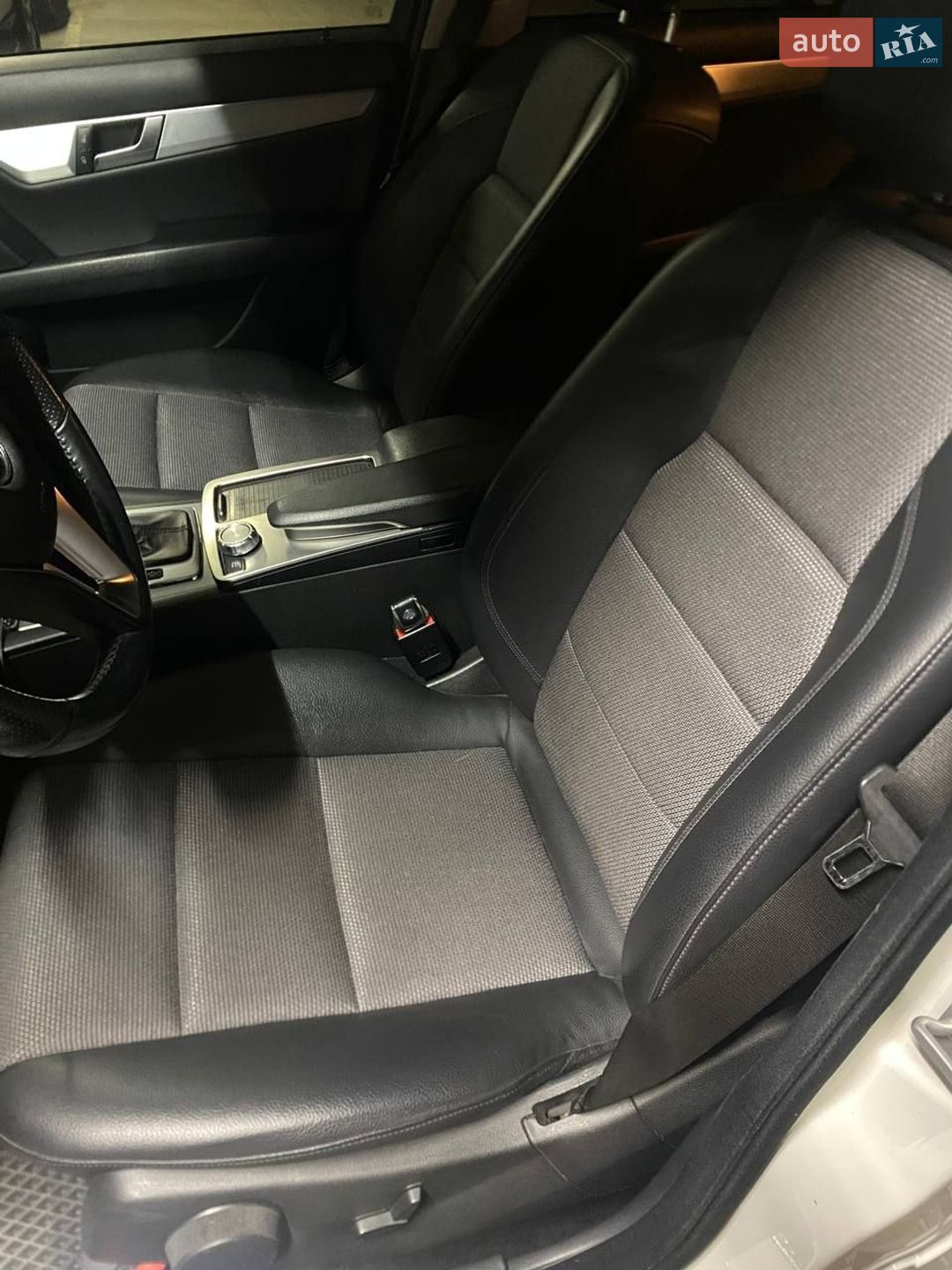 Mercedes-Benz C-Class 2011 VIN WDD2040491A611403 фото оголошення 14 з 18