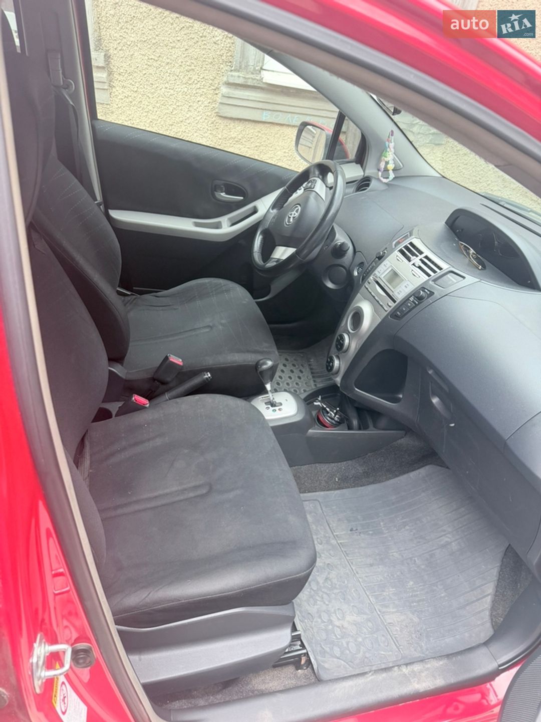 Toyota Yaris 2008 VIN VNKKL963X0A303844 фото оголошення 10 з 13