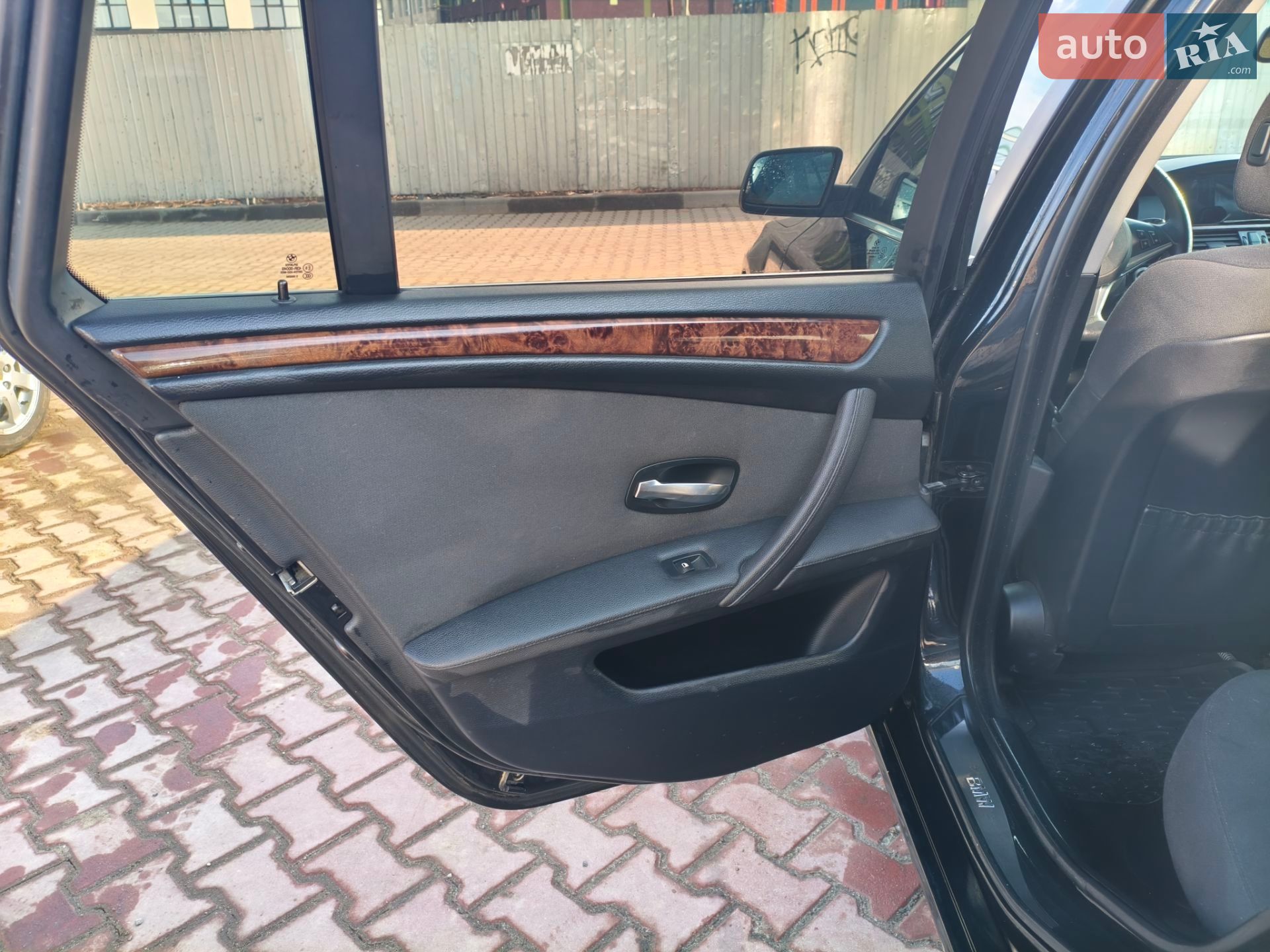 BMW 5 Series 2008 VIN WBAPX310X0CX41715 фото оголошення 23 з 34