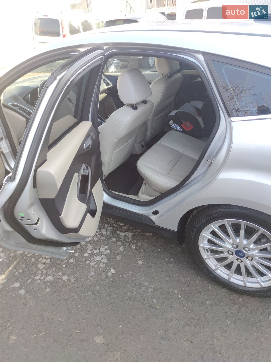 Ford Focus 2013 VIN 1FADP3R49DL351715 фото оголошення 13 з 20
