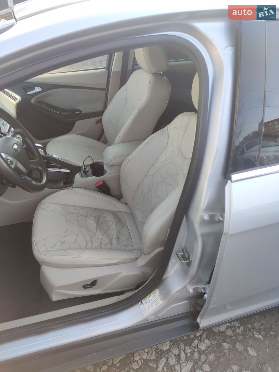 Ford Focus 2013 VIN 1FADP3R49DL351715 фото оголошення 14 з 20