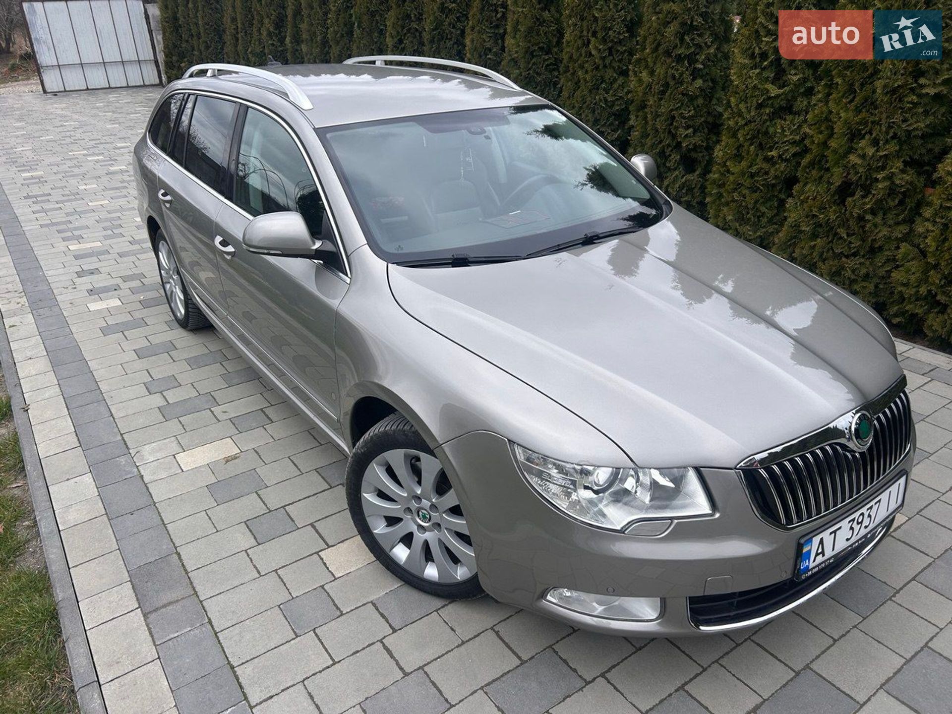 Skoda Superb 2011 VIN TMBJH93T5C9036080 фото оголошення 8 з 10