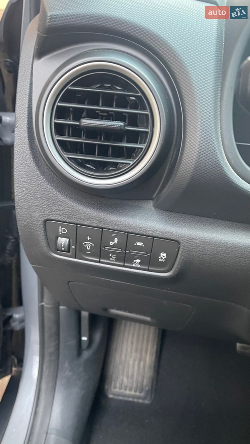 Hyundai Kona Electric 2020 VIN TMAK581GFLJ002487 фото оголошення 12 з 28