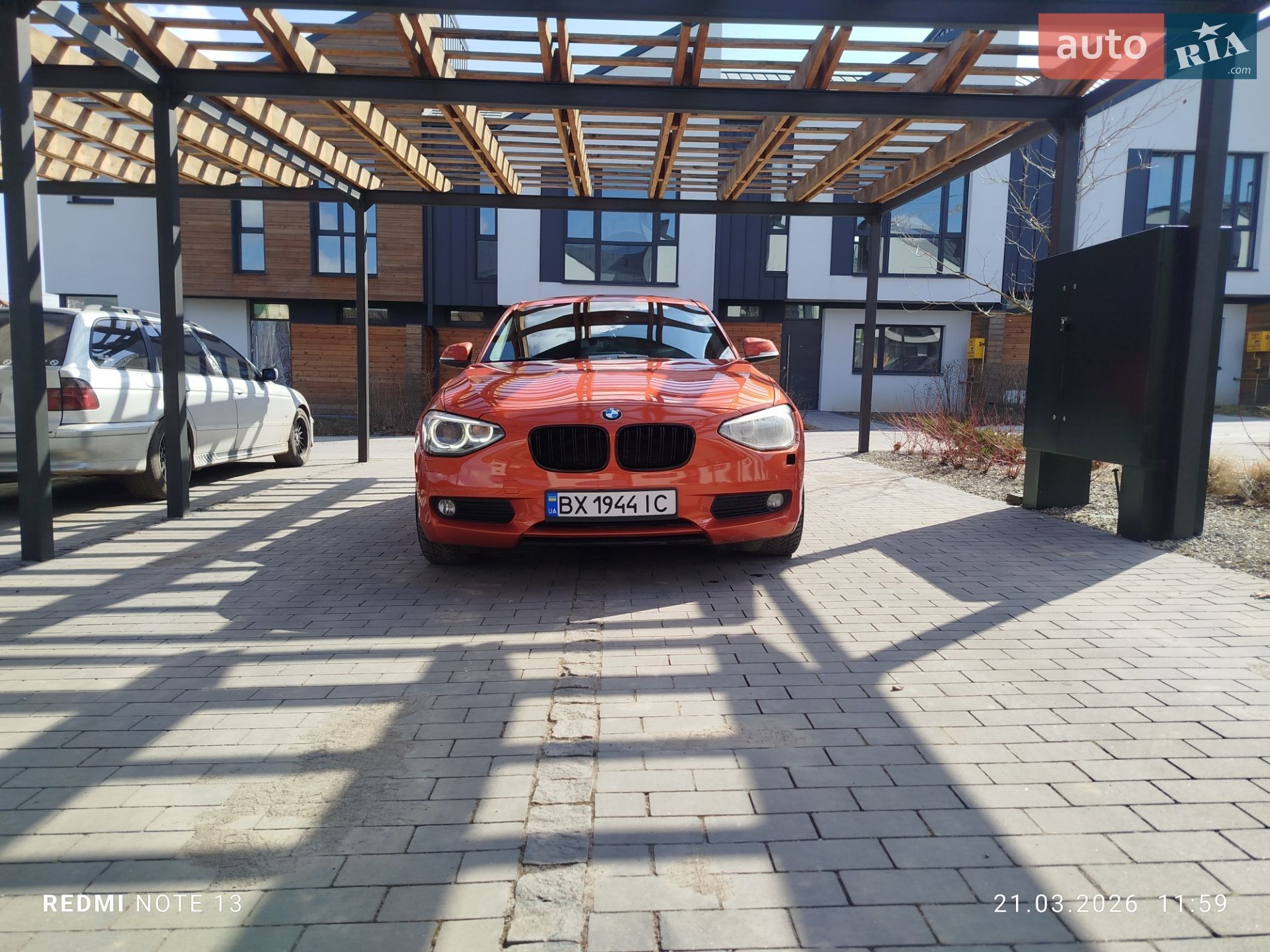 BMW 1 Series 2012 VIN WBA1A11070J147722 фото оголошення 3 з 27