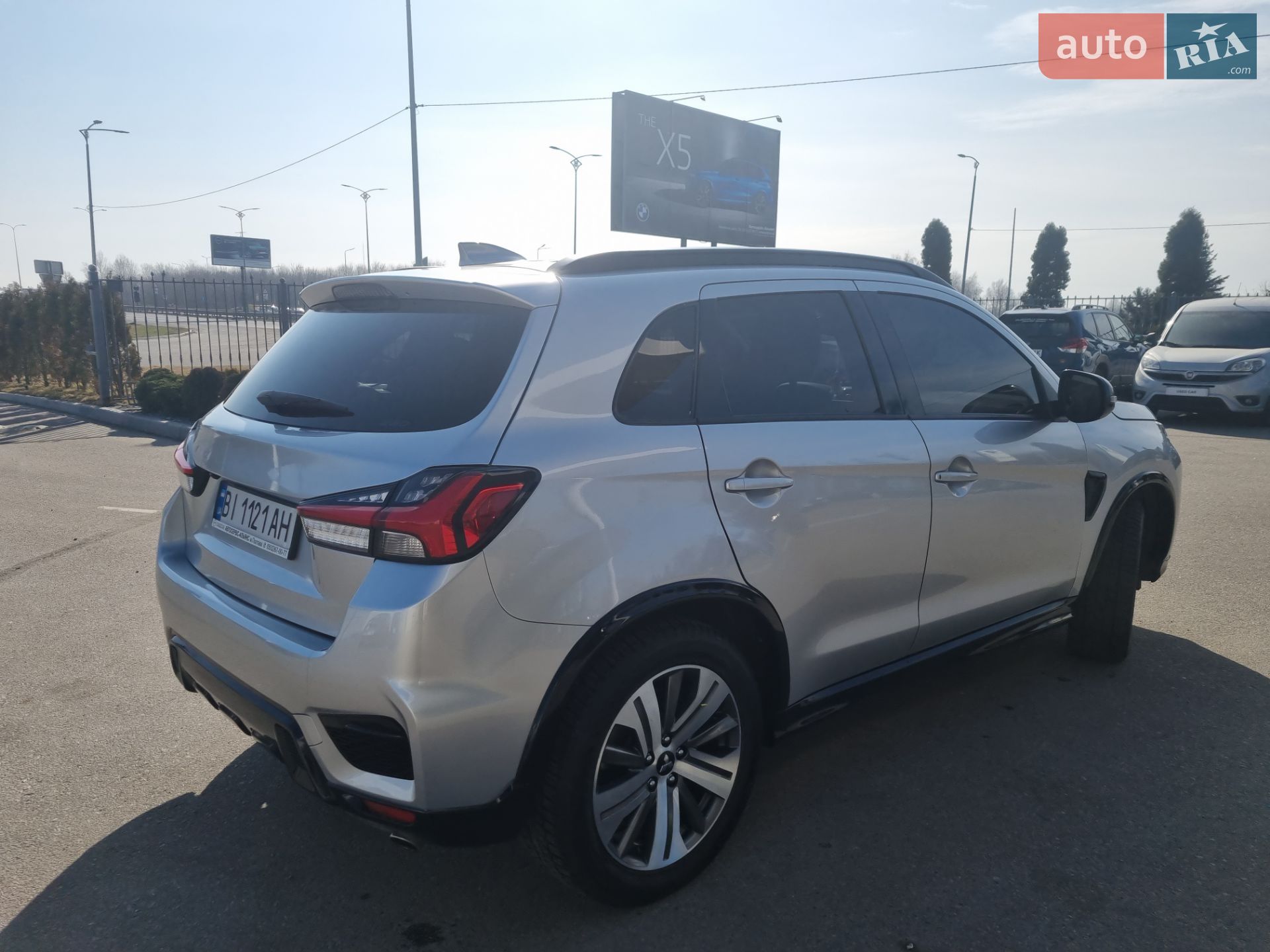 Mitsubishi Outlander Sport 2021 VIN JA4ARUAUXMU022390 фото оголошення 2 з 19