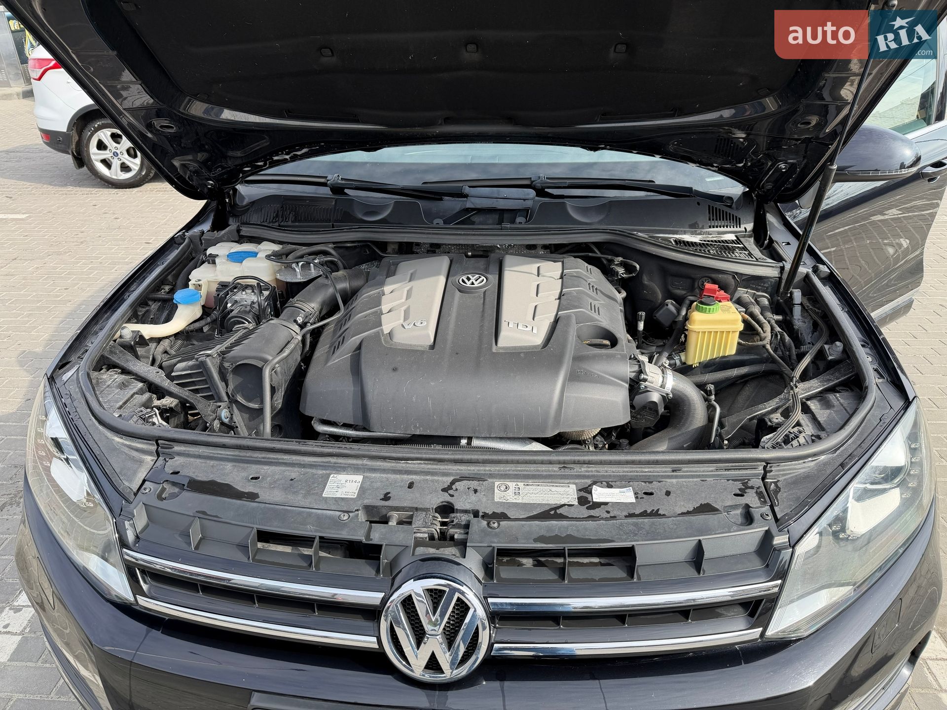 Volkswagen Touareg 2012 VIN WVGZZZ7PZCD061874 фото оголошення 8 з 17
