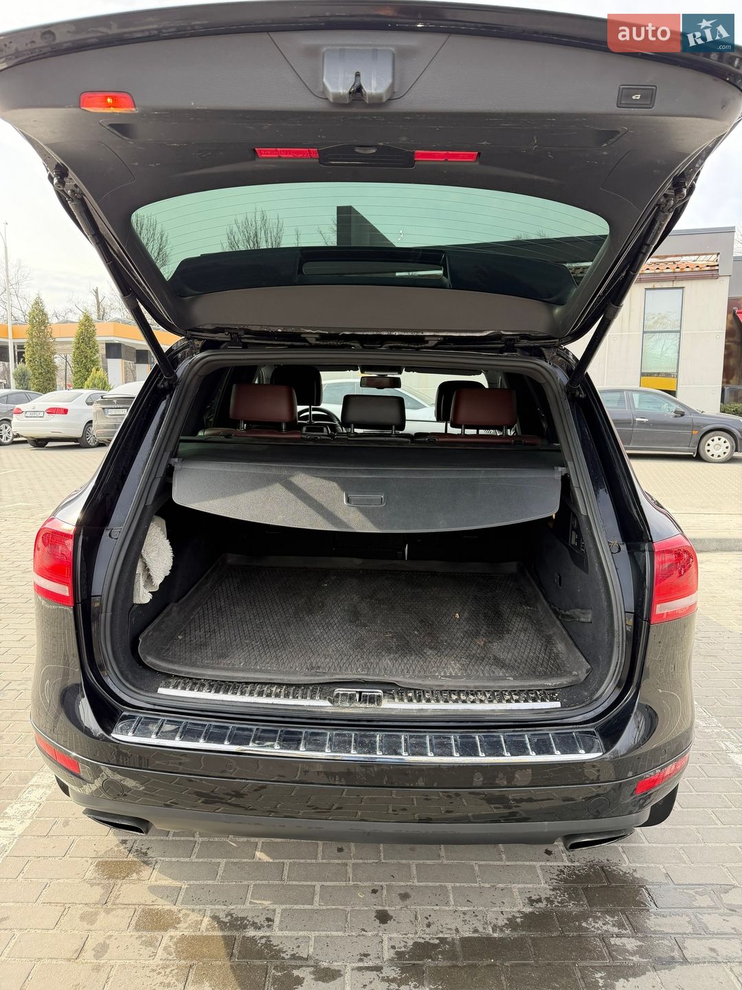 Volkswagen Touareg 2012 VIN WVGZZZ7PZCD061874 фото оголошення 9 з 17