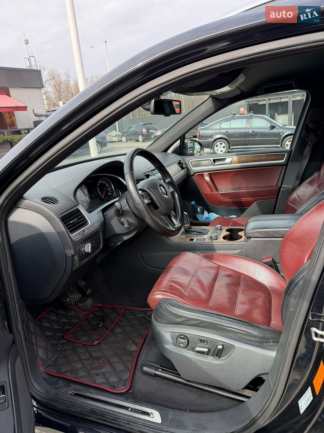 Volkswagen Touareg 2012 VIN WVGZZZ7PZCD061874 фото оголошення 10 з 17