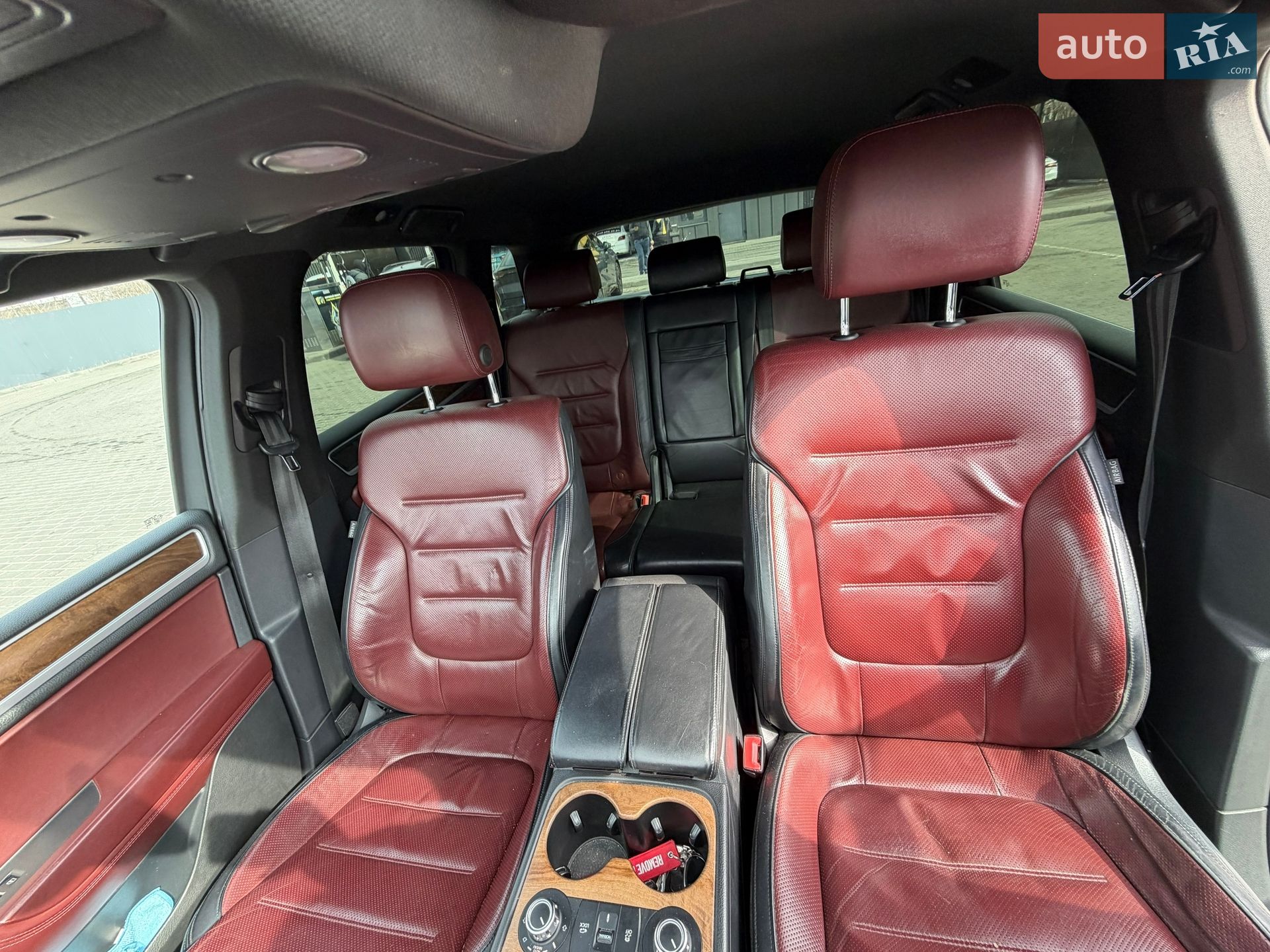 Volkswagen Touareg 2012 VIN WVGZZZ7PZCD061874 фото оголошення 12 з 17