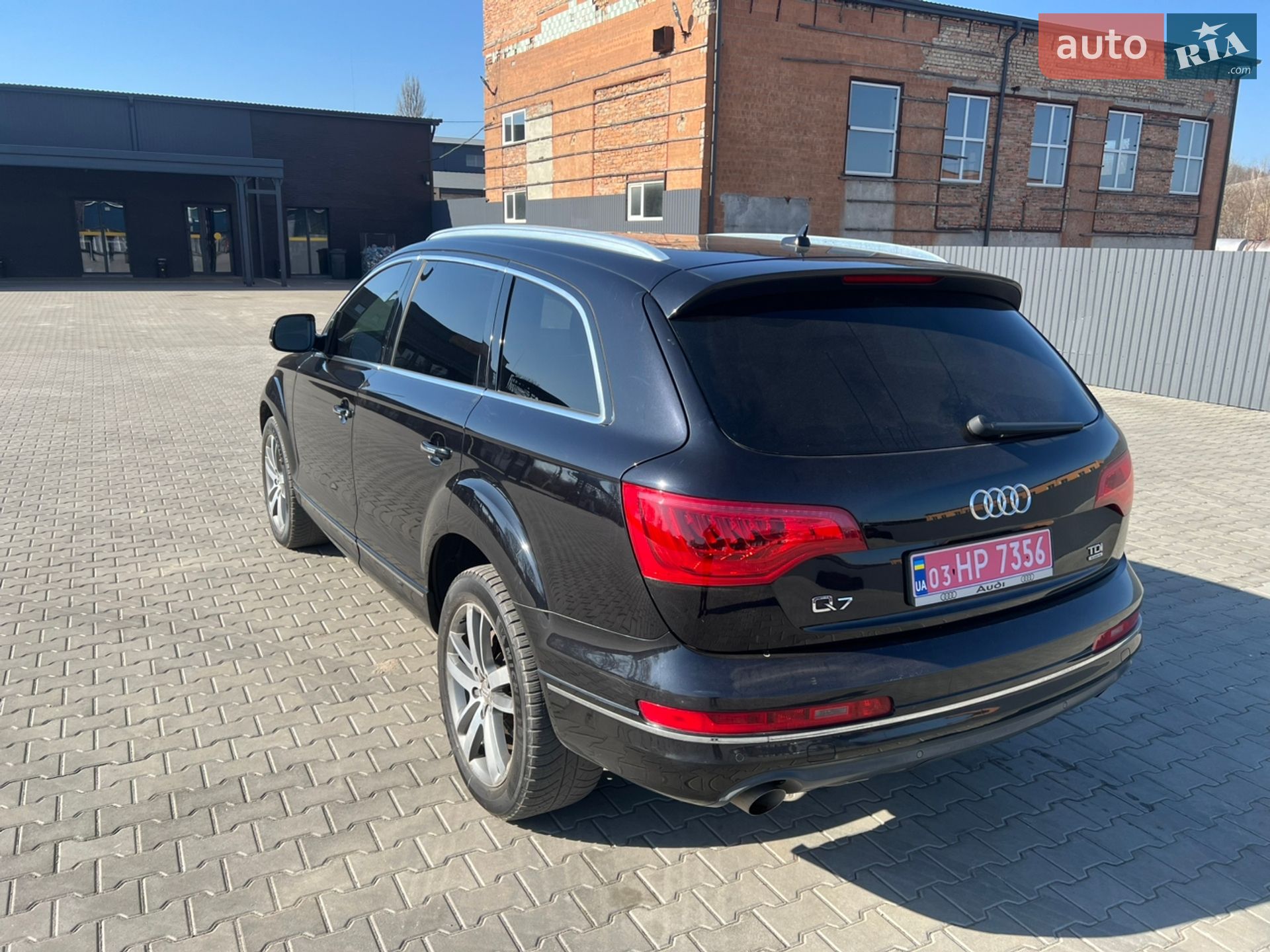 Audi Q7 2011 VIN WA1LMAFE4BD004049 фото оголошення 12 з 36