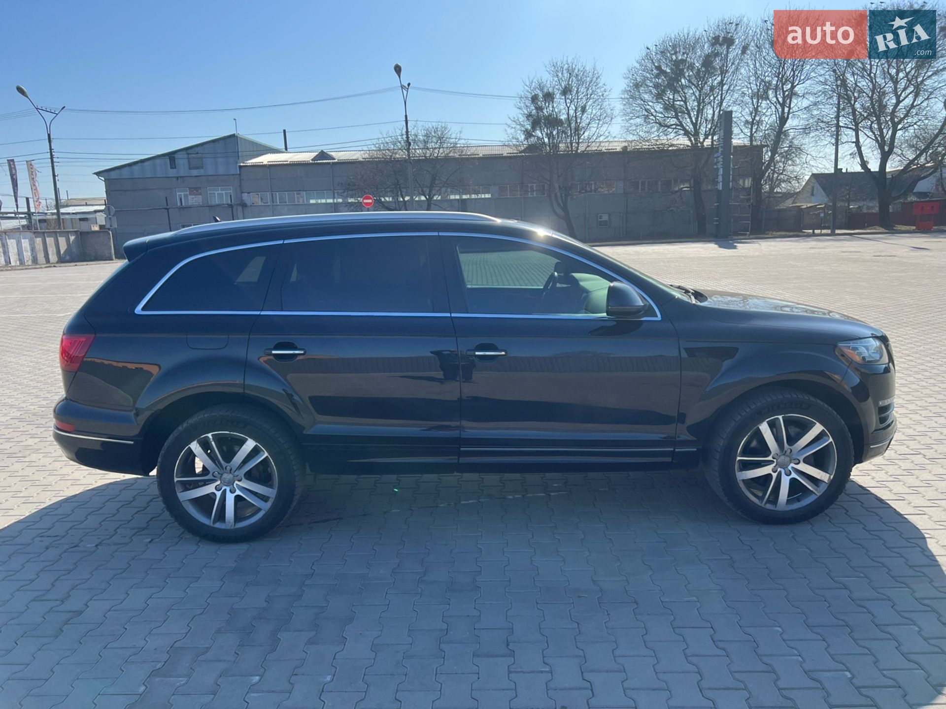 Audi Q7 2011 VIN WA1LMAFE4BD004049 фото оголошення 9 з 36