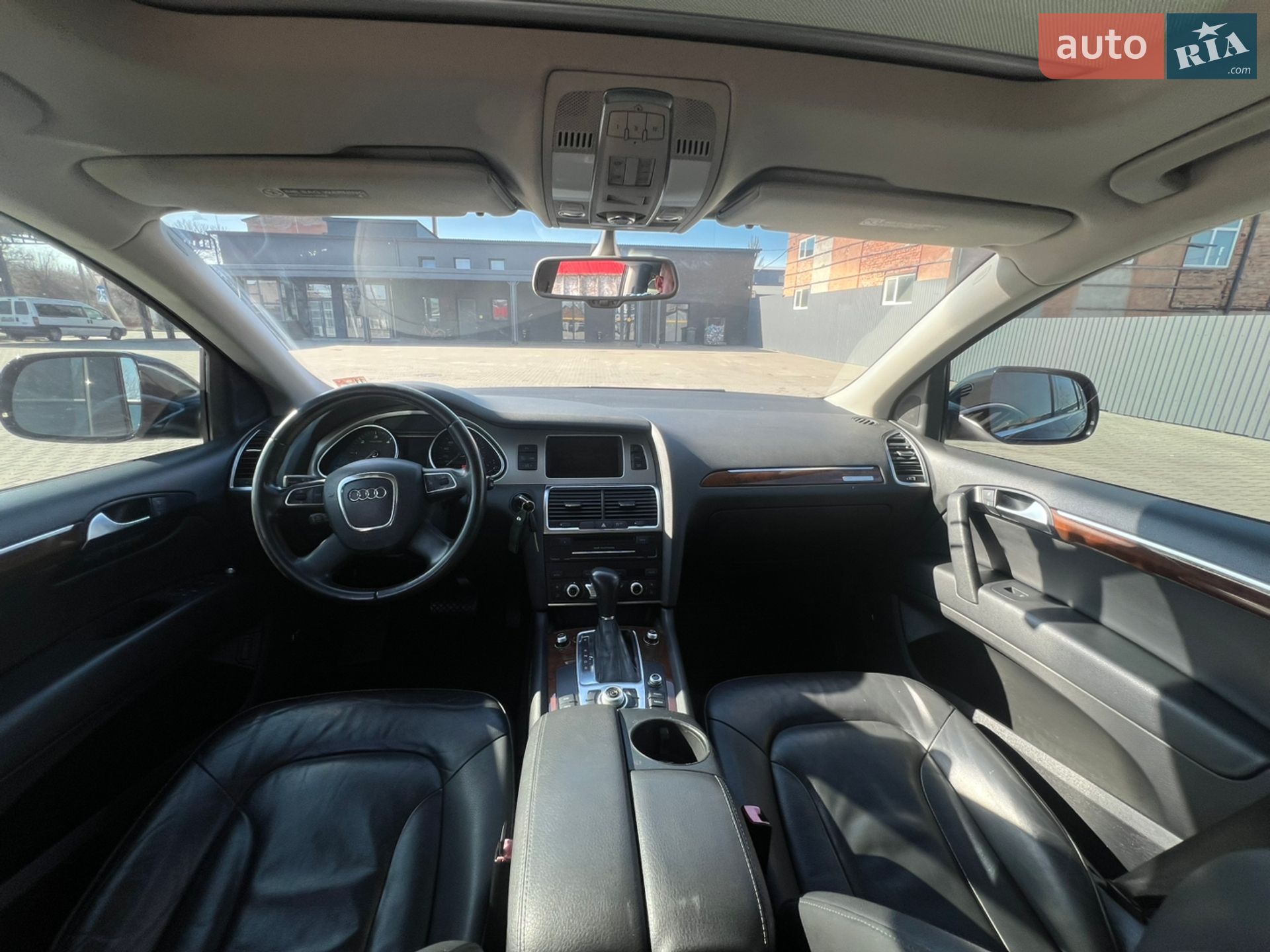 Audi Q7 2011 VIN WA1LMAFE4BD004049 фото оголошення 16 з 36
