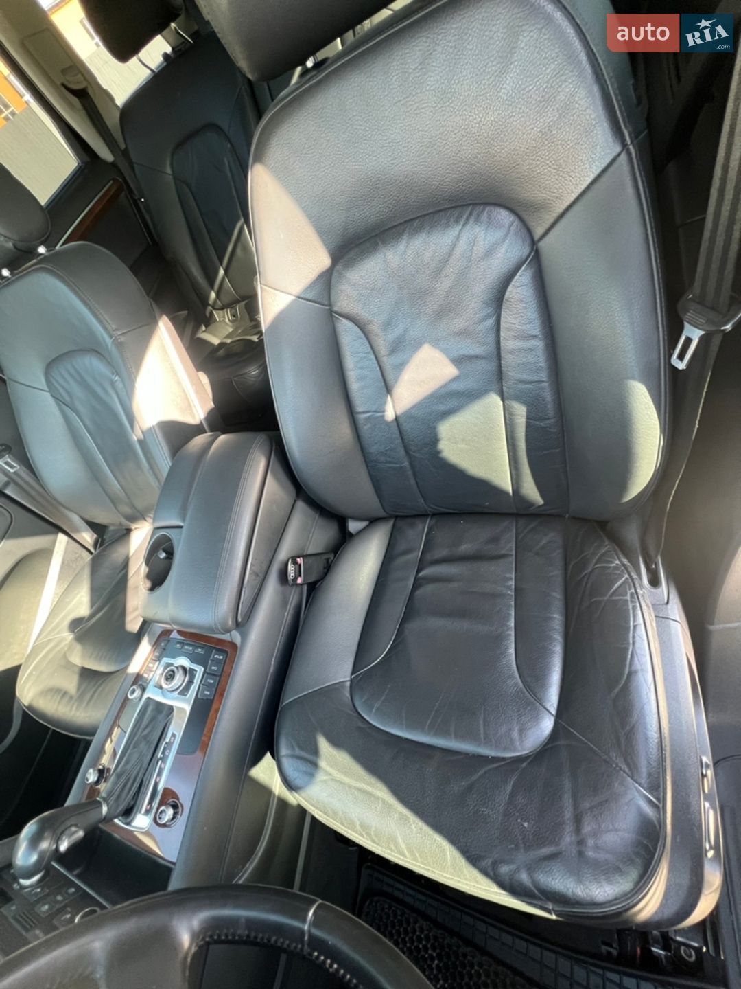 Audi Q7 2011 VIN WA1LMAFE4BD004049 фото оголошення 17 з 36