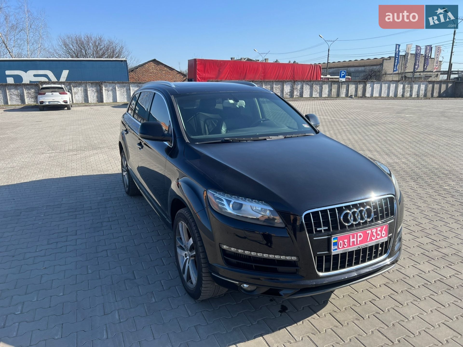 Audi Q7 2011 VIN WA1LMAFE4BD004049 фото оголошення 3 з 36