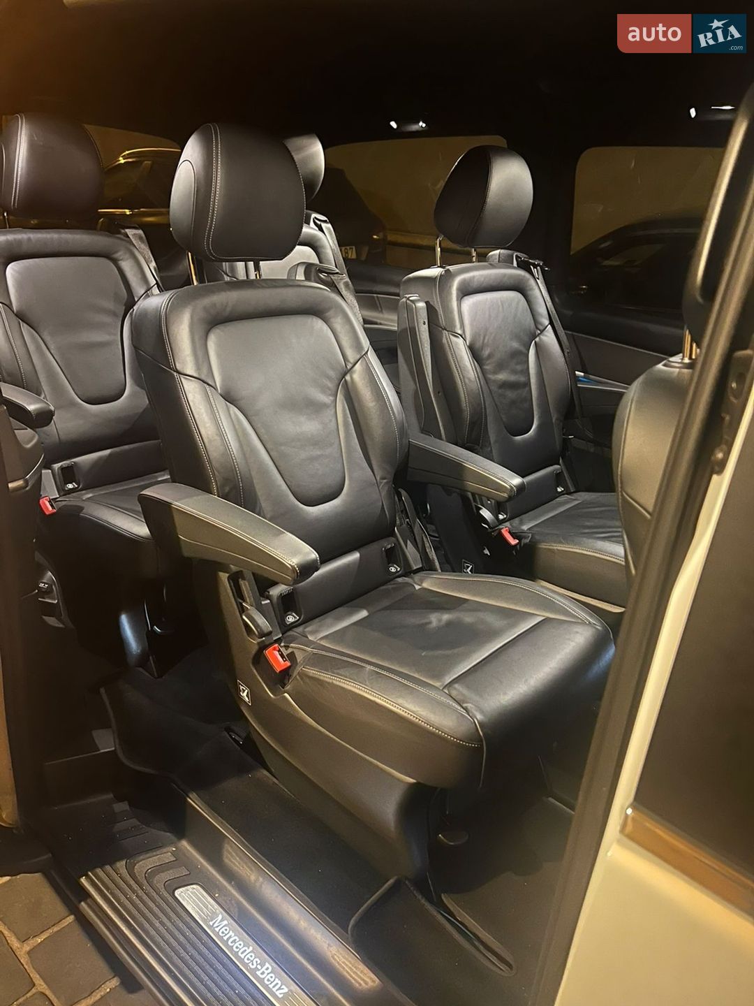 Mercedes-Benz V-Class 2015 VIN WDF44781313099476 фото оголошення 5 з 13