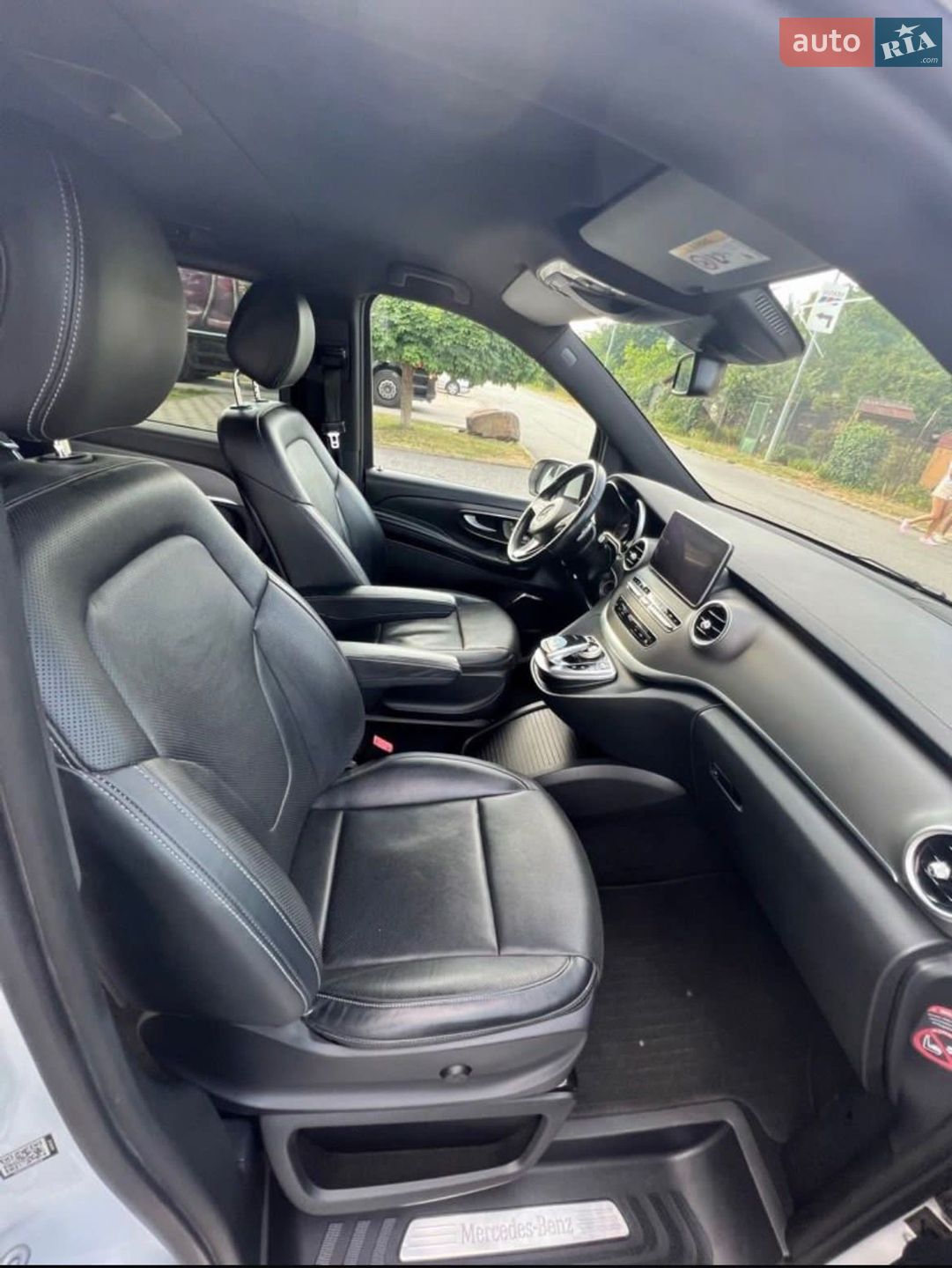 Mercedes-Benz V-Class 2015 VIN WDF44781313099476 фото оголошення 11 з 13