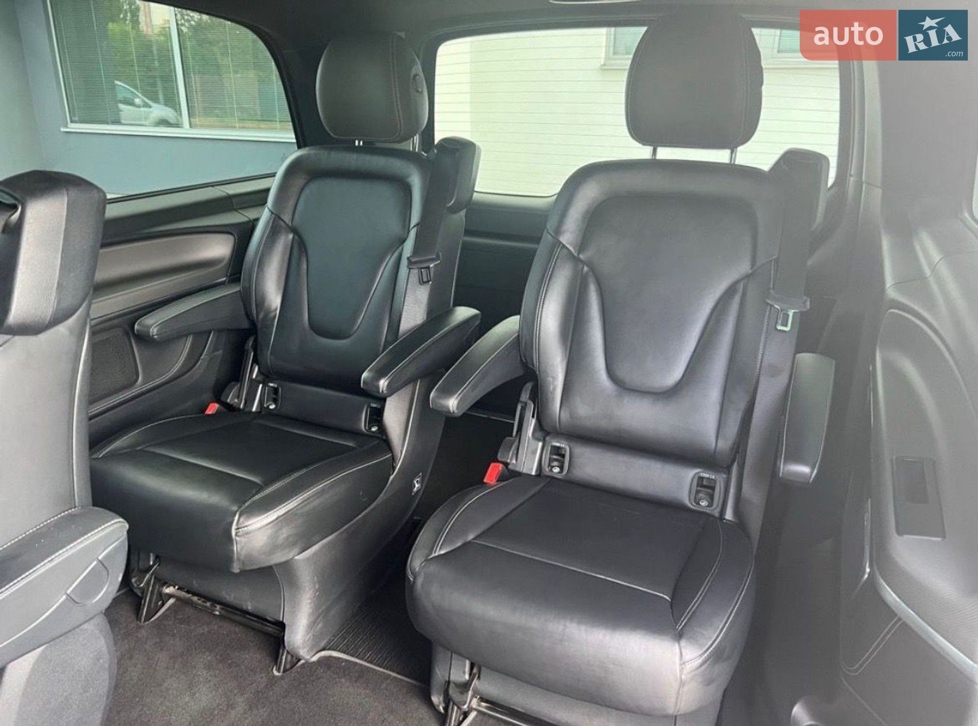 Mercedes-Benz V-Class 2015 VIN WDF44781313099476 фото оголошення 13 з 13