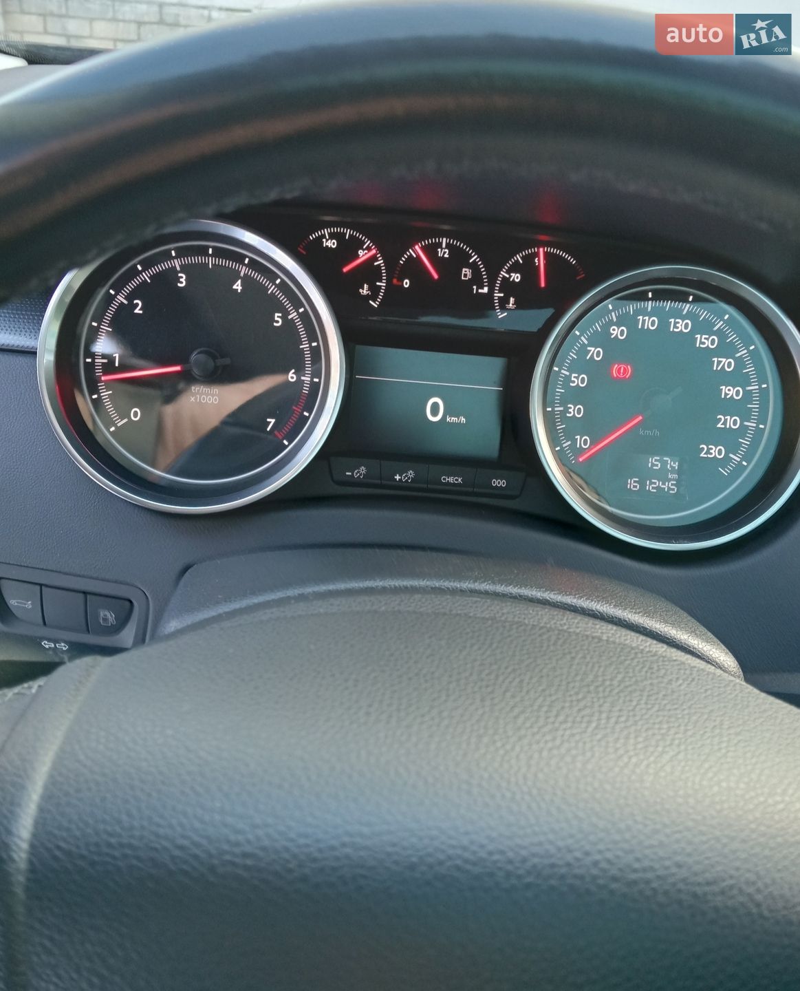 Peugeot 508 2011 VIN VF38E5FV8BL000995 фото оголошення 5 з 8