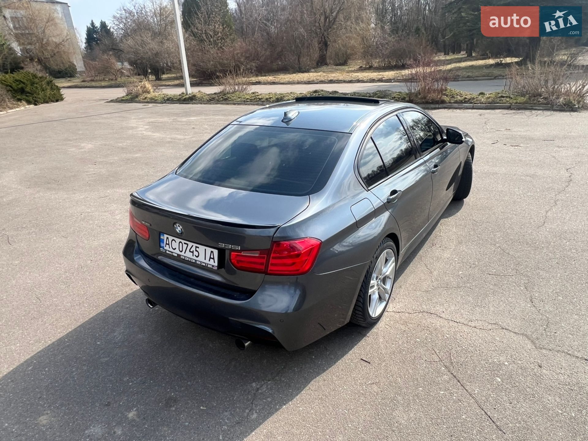 BMW 3 Series 2015 VIN WBA3B9G59FNR94170 фото оголошення 4 з 19