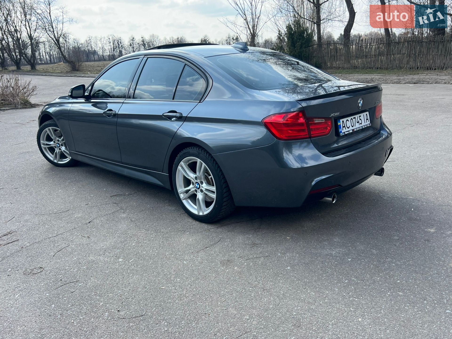 BMW 3 Series 2015 VIN WBA3B9G59FNR94170 фото оголошення 8 з 19