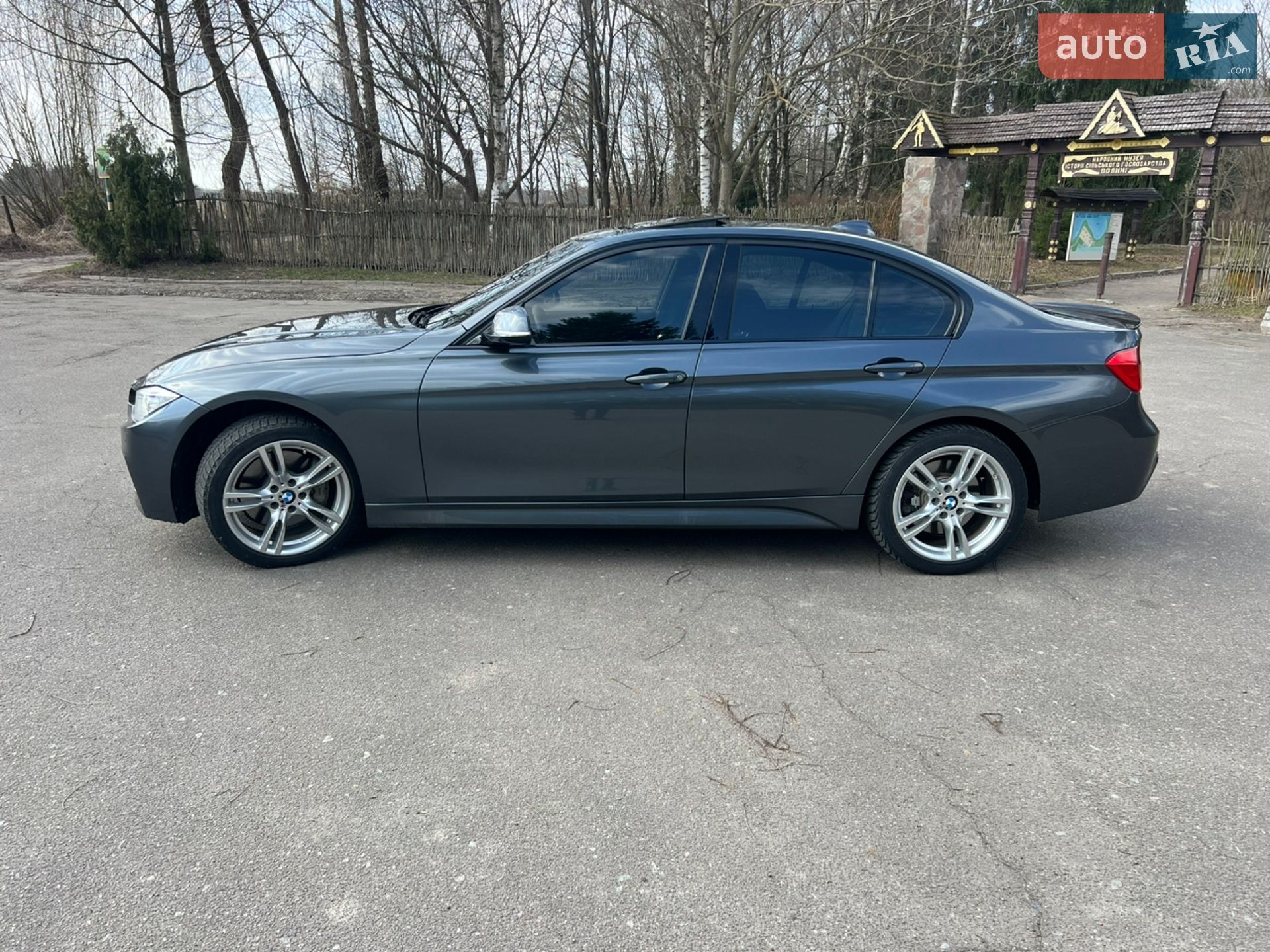 BMW 3 Series 2015 VIN WBA3B9G59FNR94170 фото оголошення 9 з 19