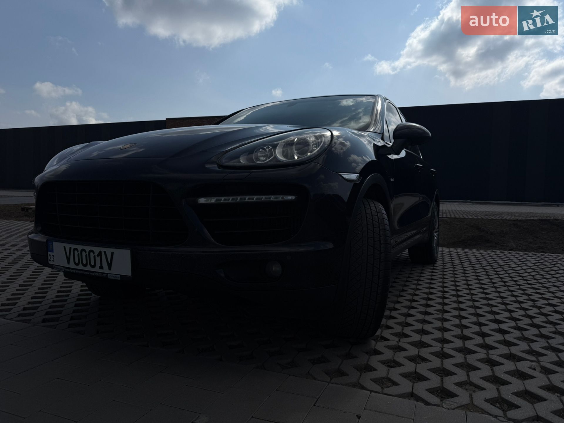 Porsche Cayenne 2010 VIN WP1ZZZ92ZBLA24382 фото оголошення 3 з 22
