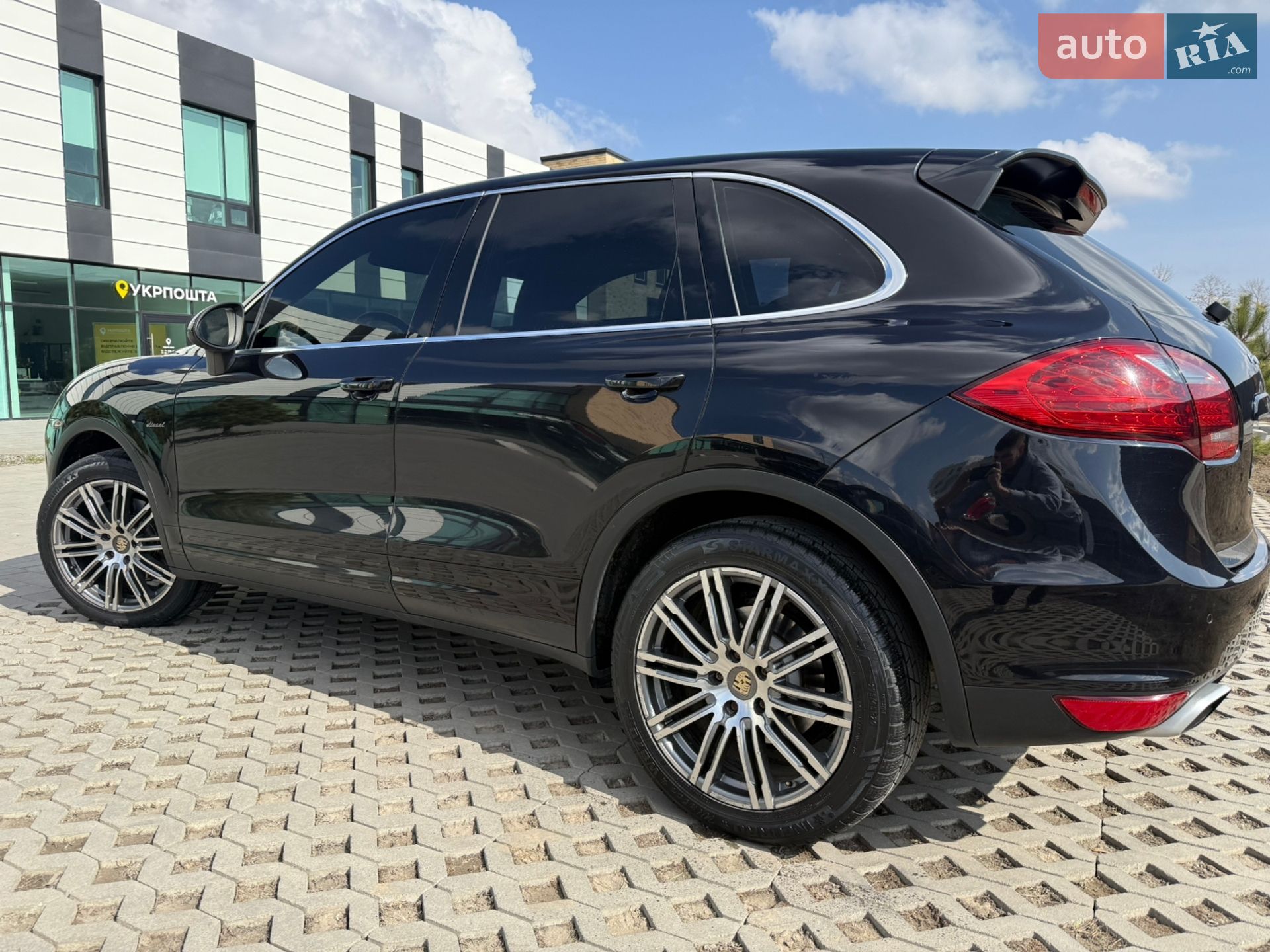 Porsche Cayenne 2010 VIN WP1ZZZ92ZBLA24382 фото оголошення 7 з 22