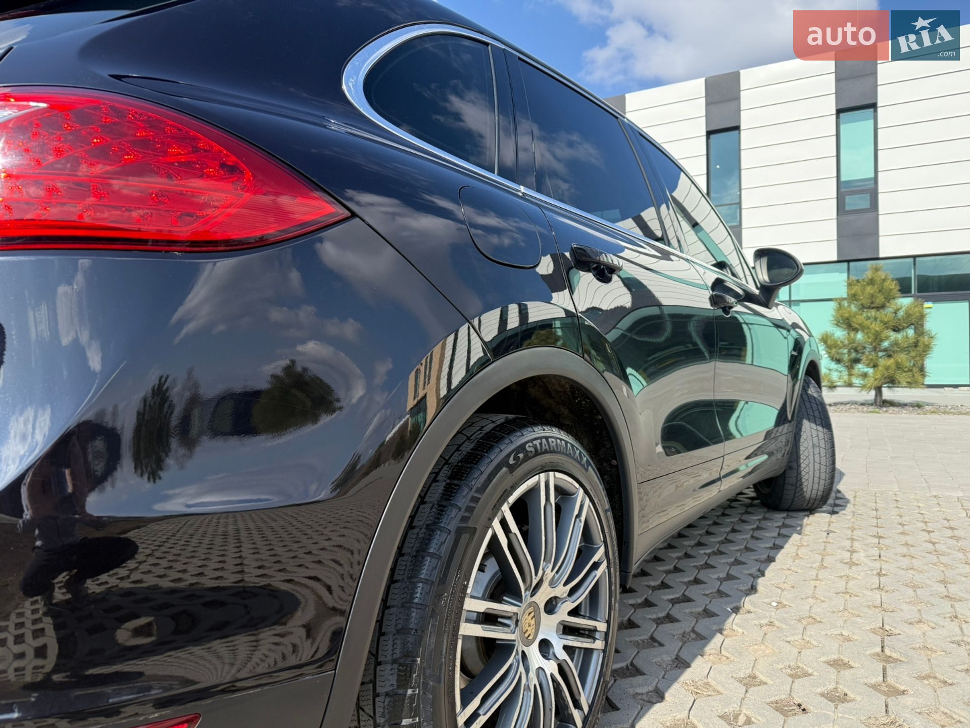 Porsche Cayenne 2010 VIN WP1ZZZ92ZBLA24382 фото оголошення 11 з 22