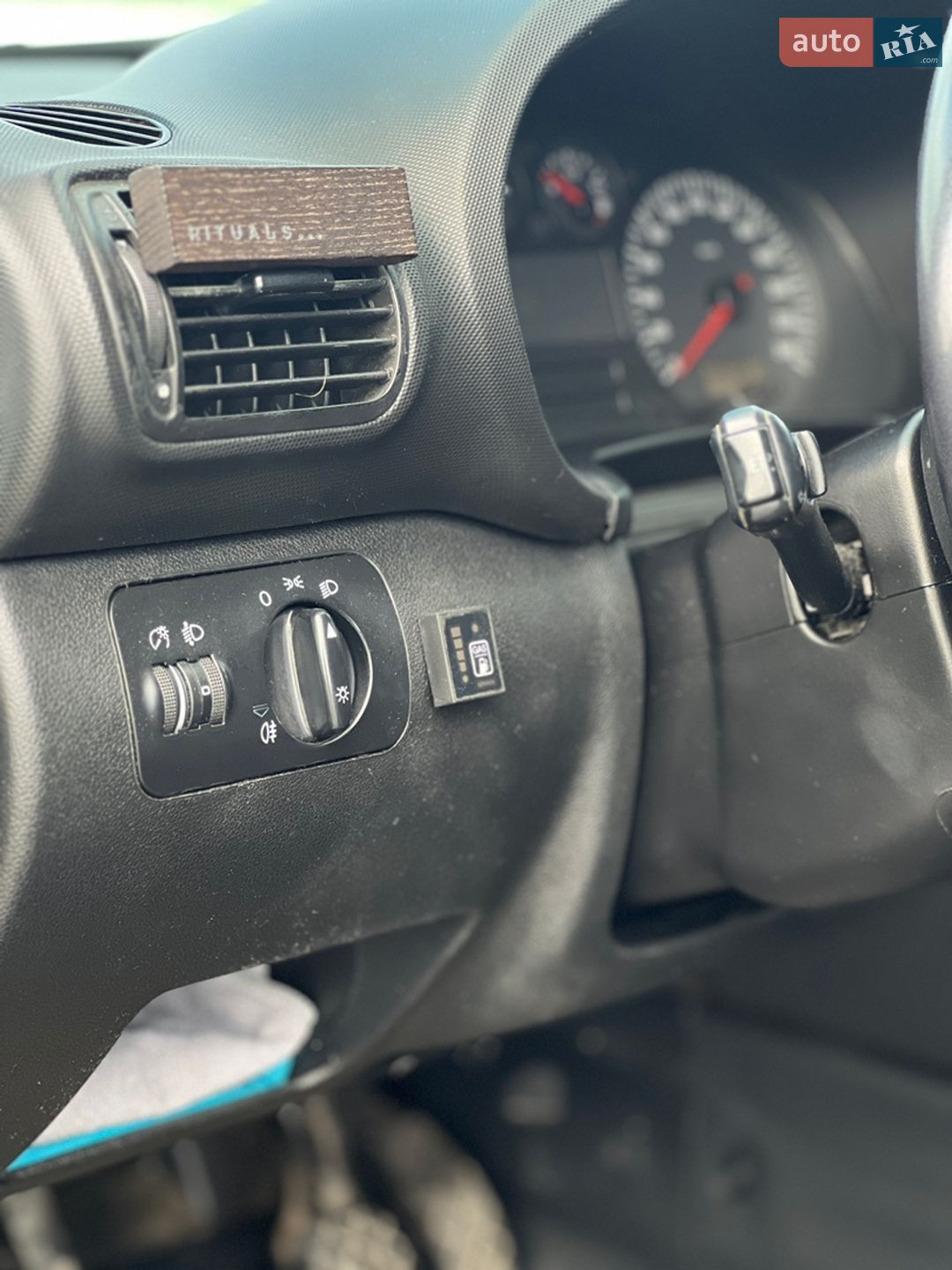 SEAT Leon 2003 VIN VSSZZZ1MZ4R051624 фото оголошення 11 з 15
