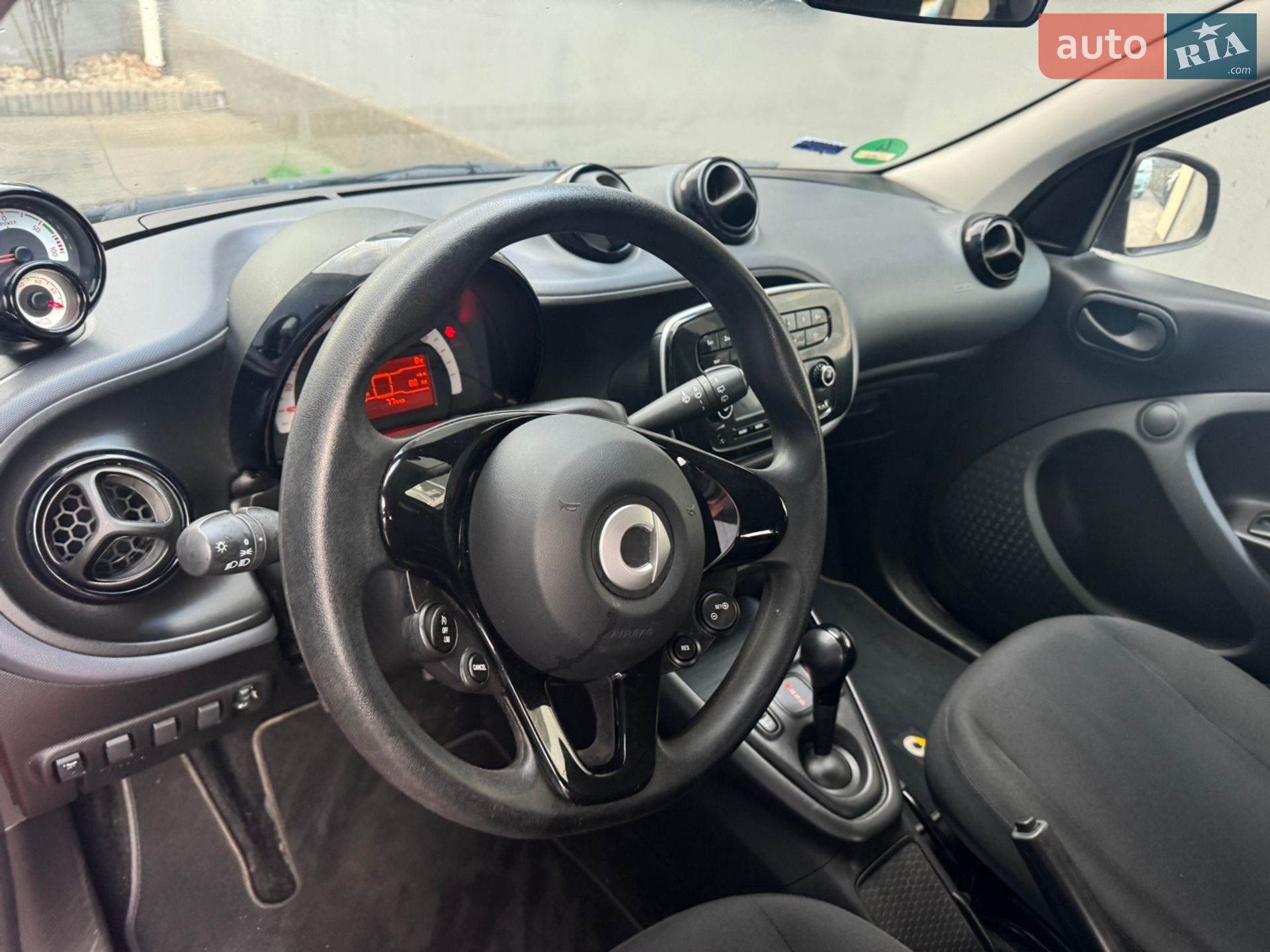 Smart EQ Forfour 2021 VIN W1A4530911Y254332 фото оголошення 5 з 12
