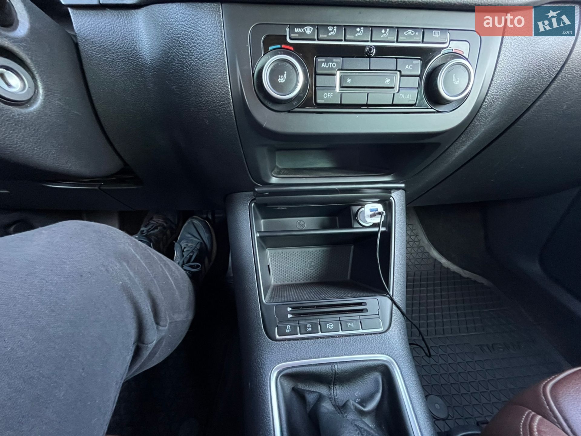 Volkswagen Tiguan 2011 VIN WVGZZZ5NZCW029992 фото оголошення 15 з 55