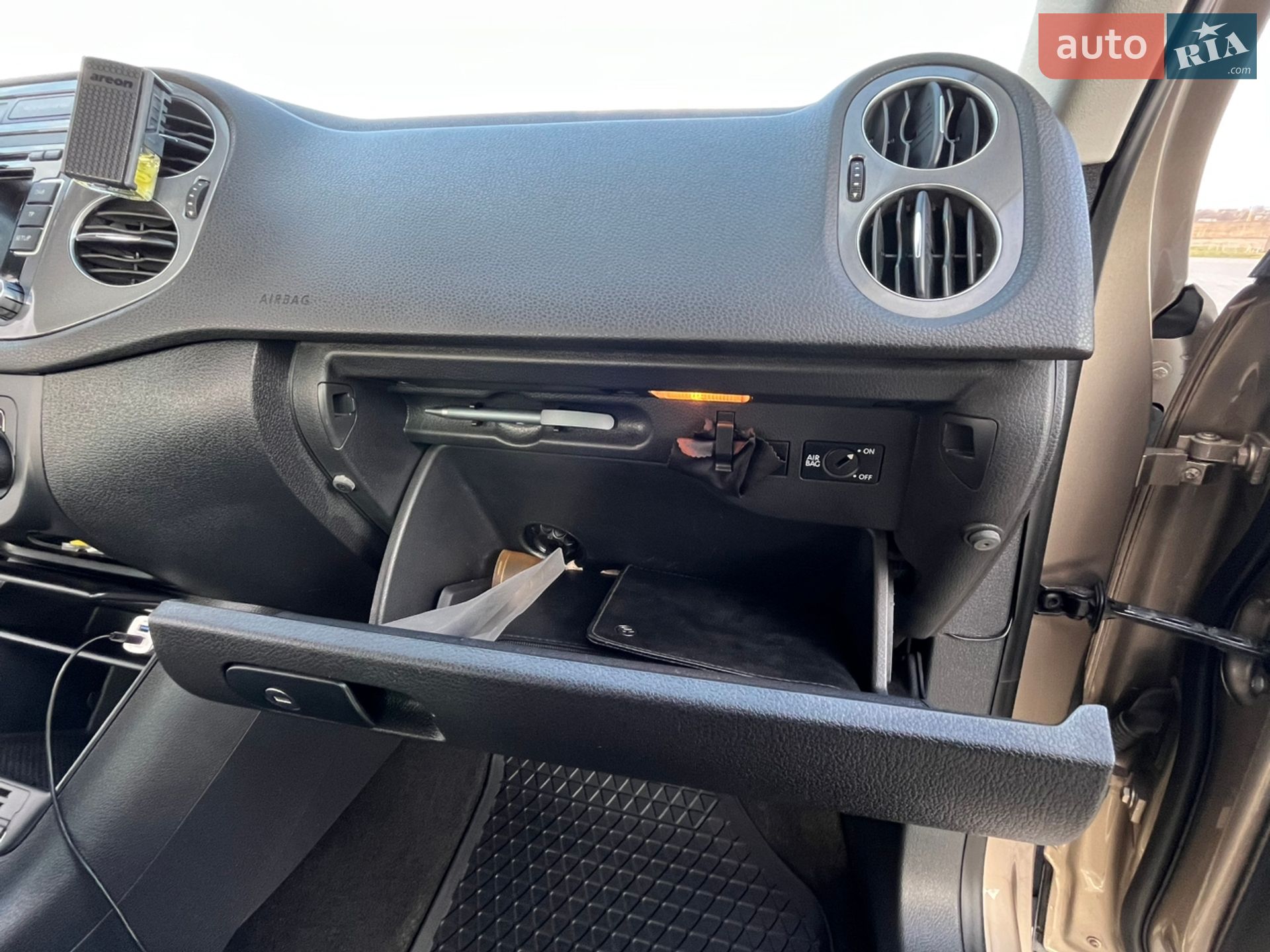 Volkswagen Tiguan 2011 VIN WVGZZZ5NZCW029992 фото оголошення 23 з 55