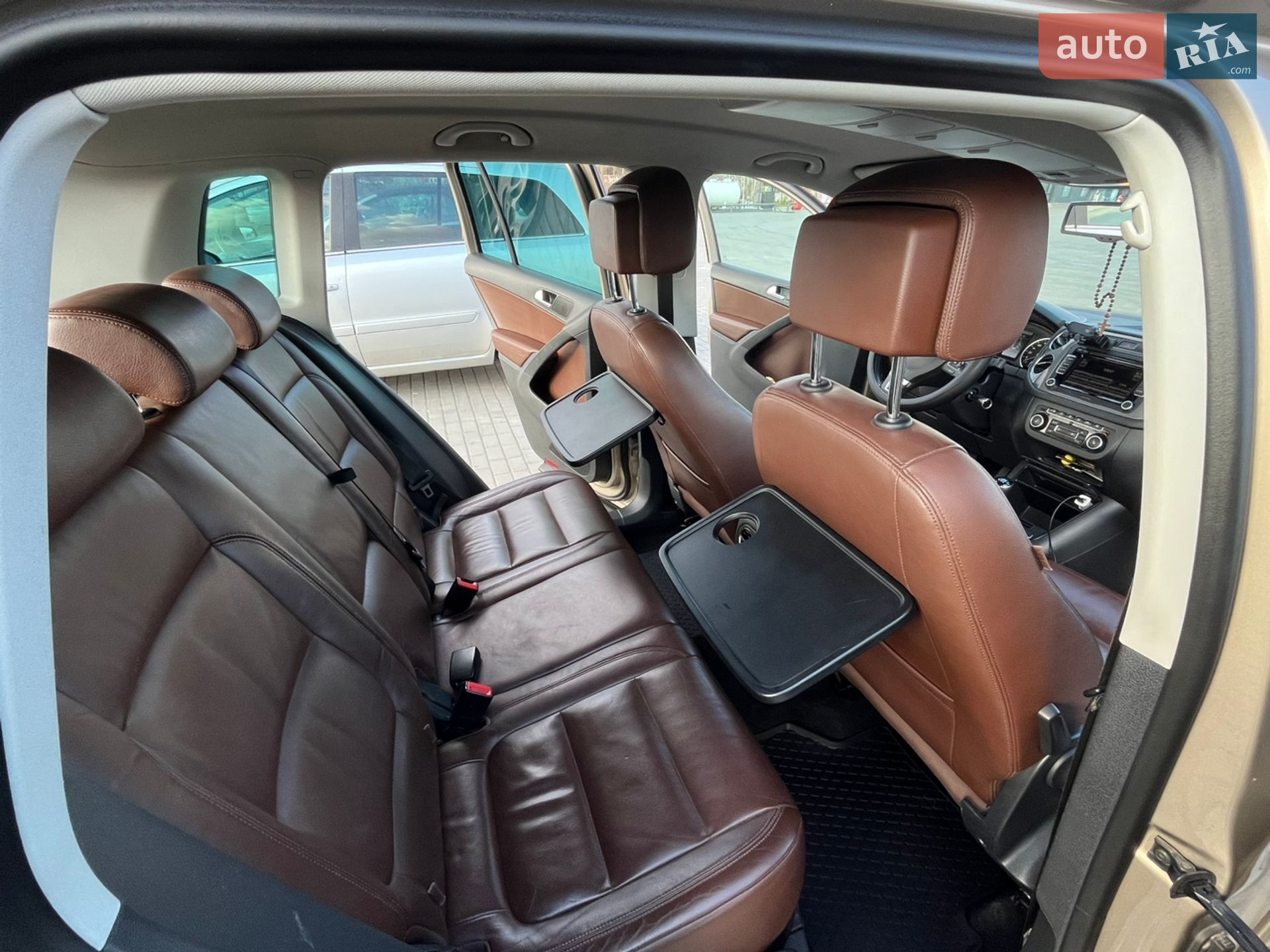Volkswagen Tiguan 2011 VIN WVGZZZ5NZCW029992 фото оголошення 41 з 55